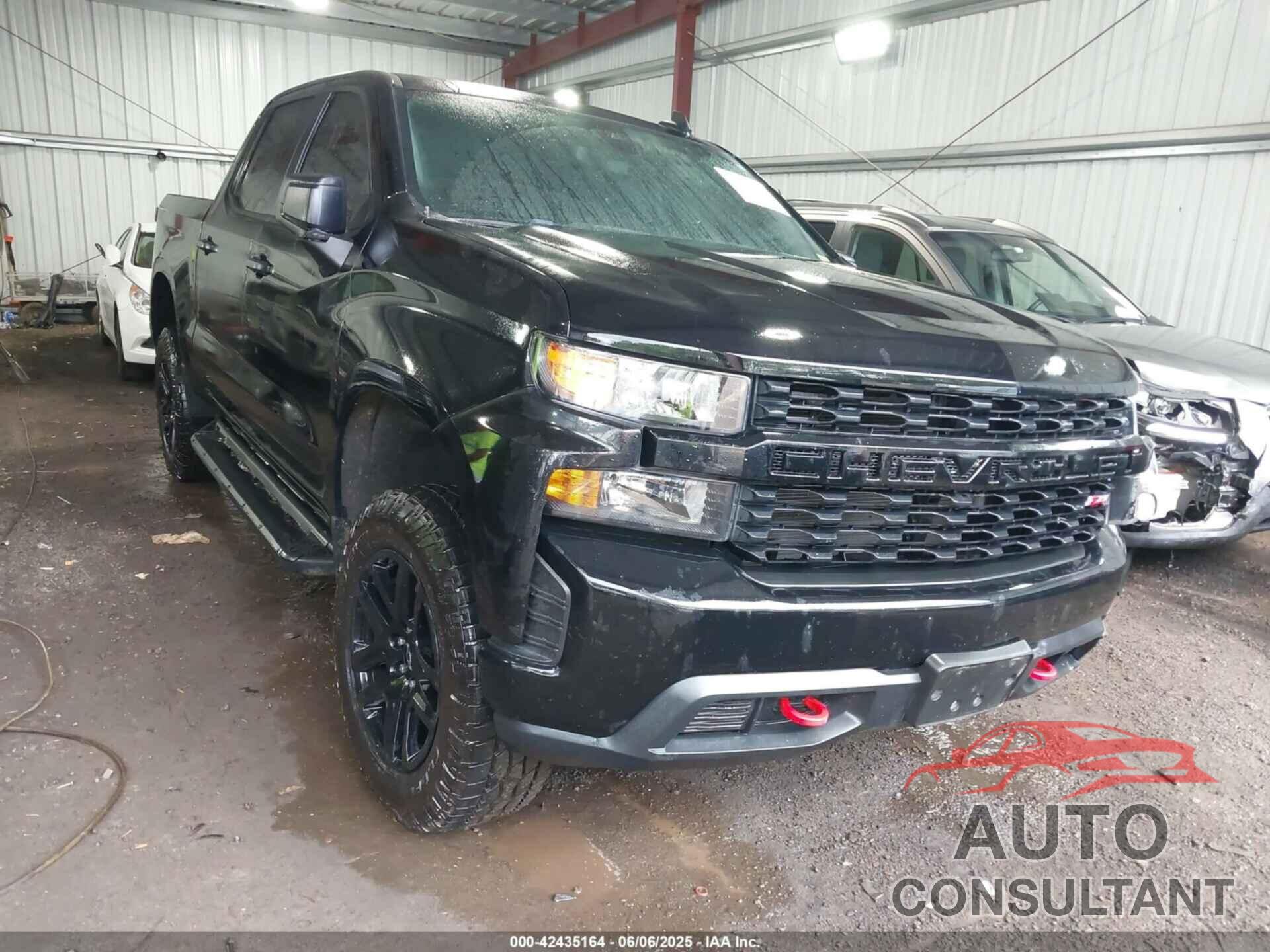 CHEVROLET SILVERADO 1500 2021 - 1GCPYCEFXMZ435003