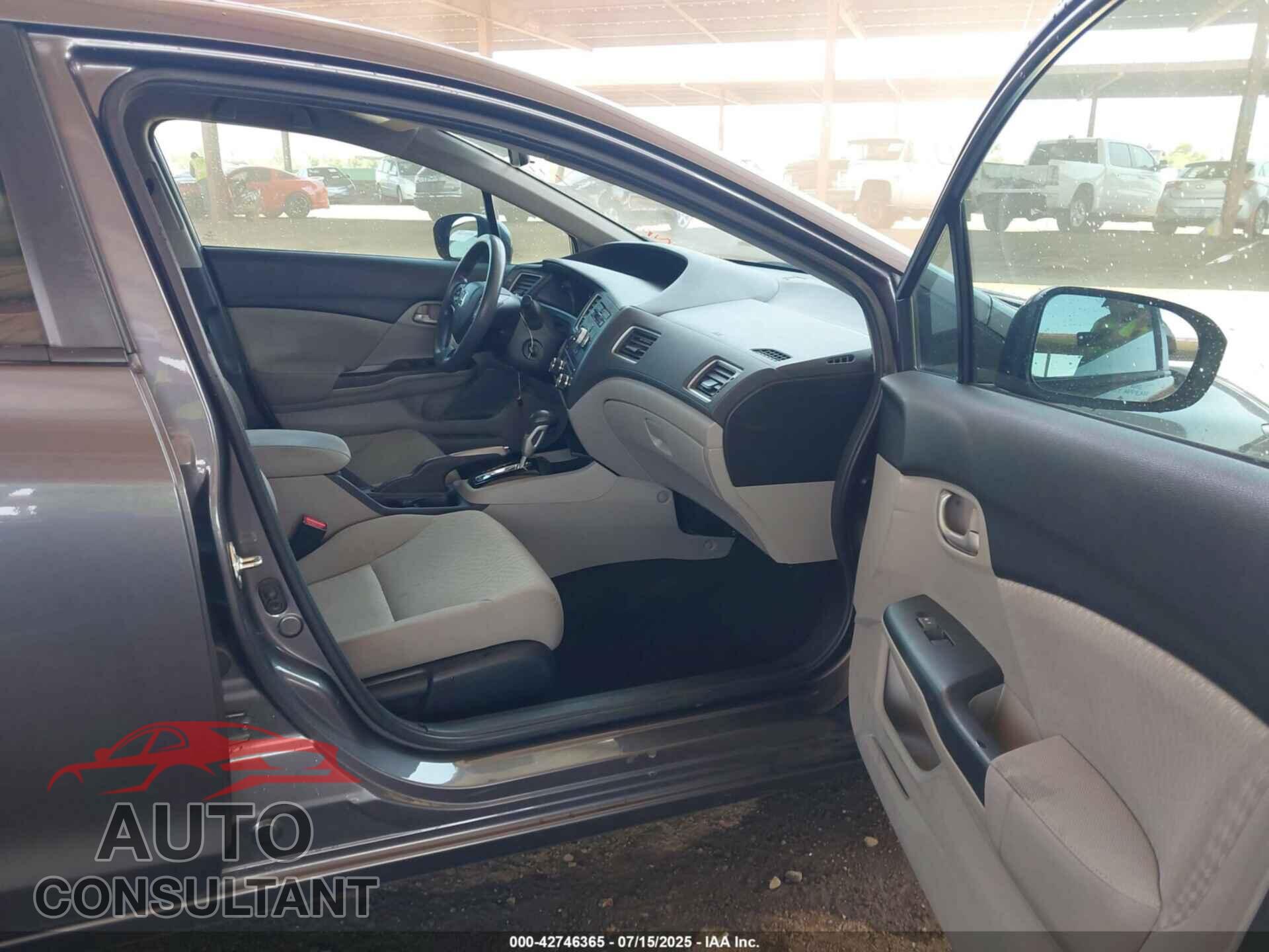 HONDA CIVIC 2015 - 19XFB2F52FE075673