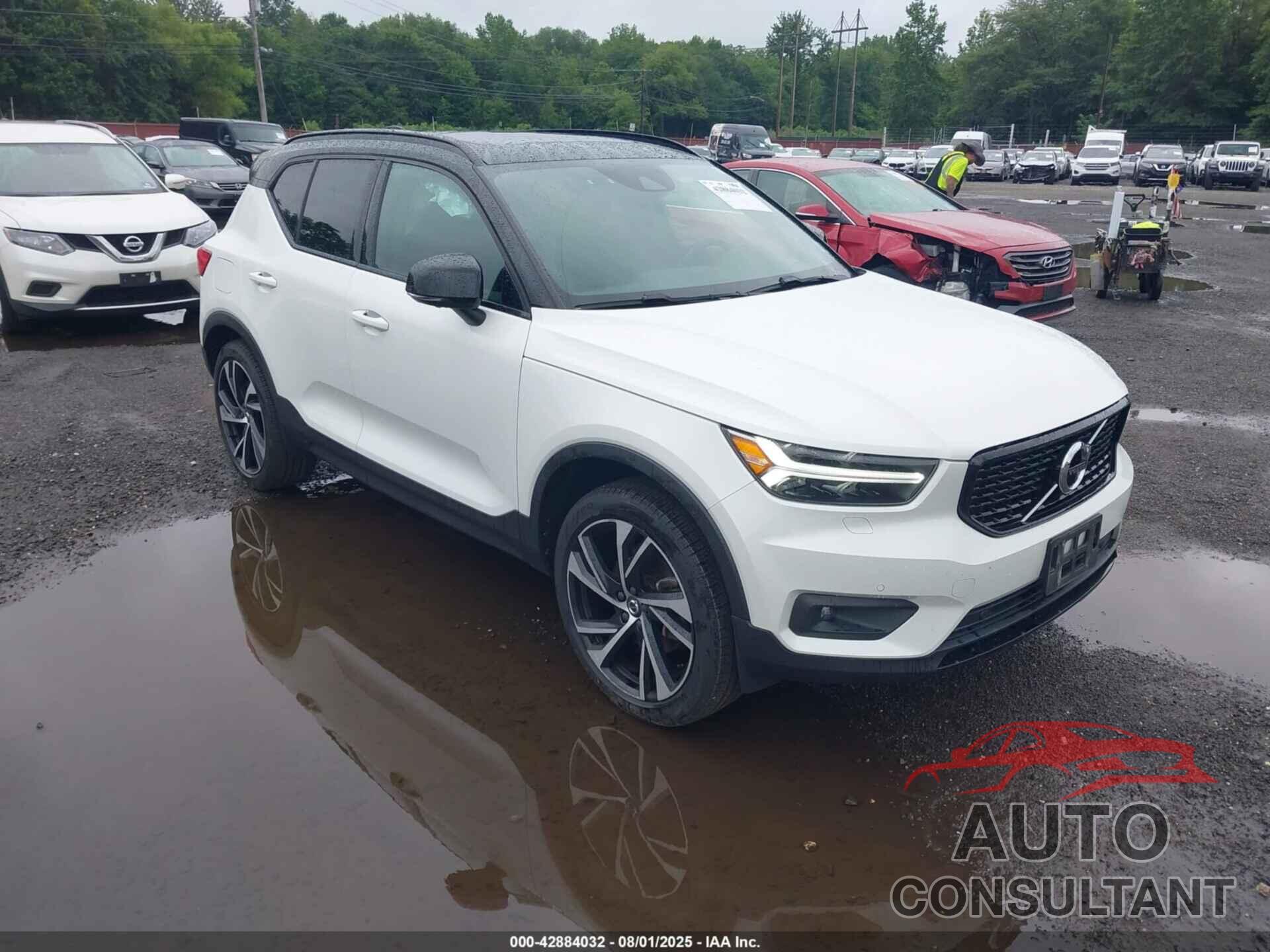 VOLVO XC40 2021 - YV4162UM4M2437373
