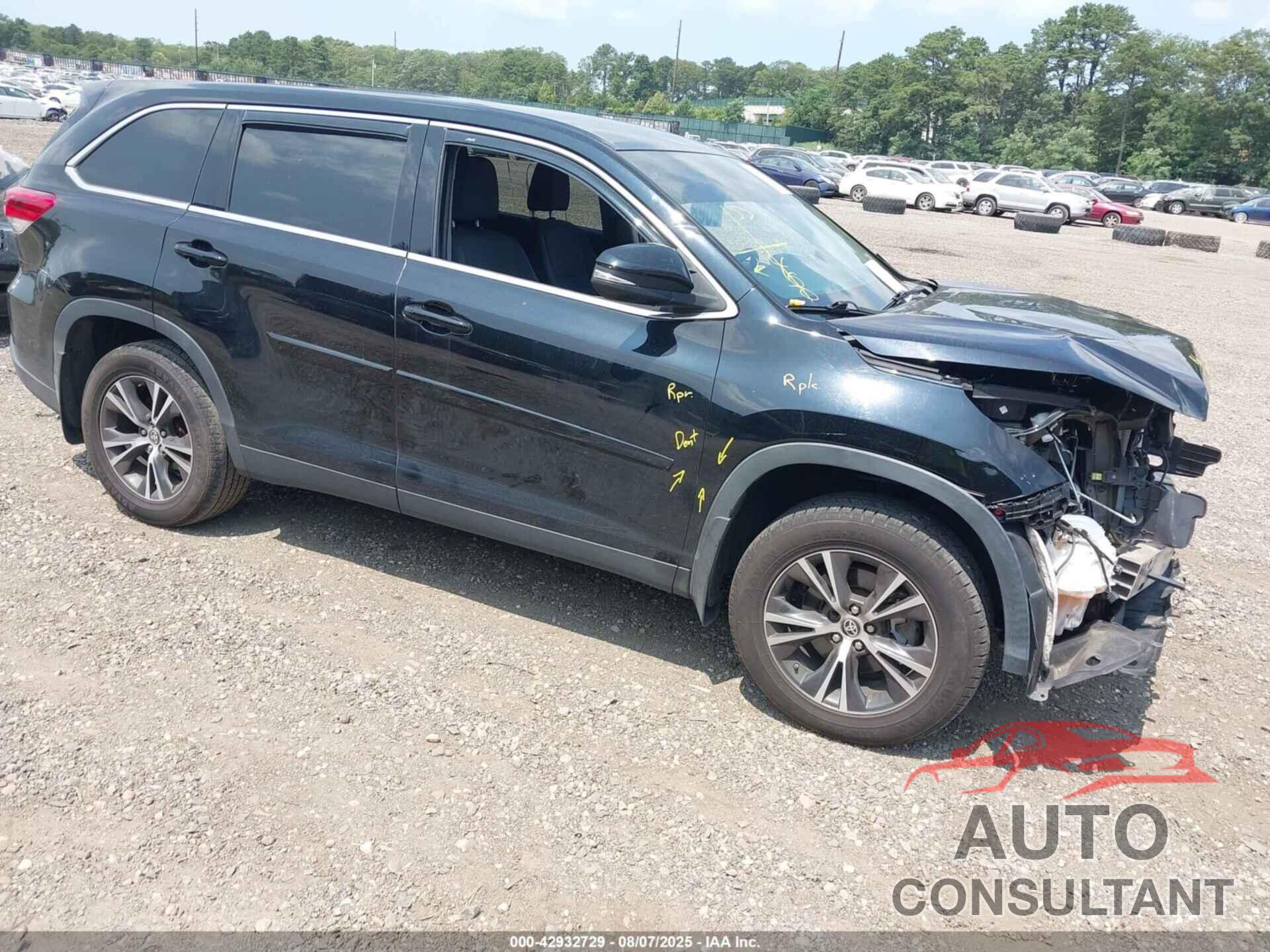 TOYOTA HIGHLANDER 2019 - 5TDBZRFH1KS747834