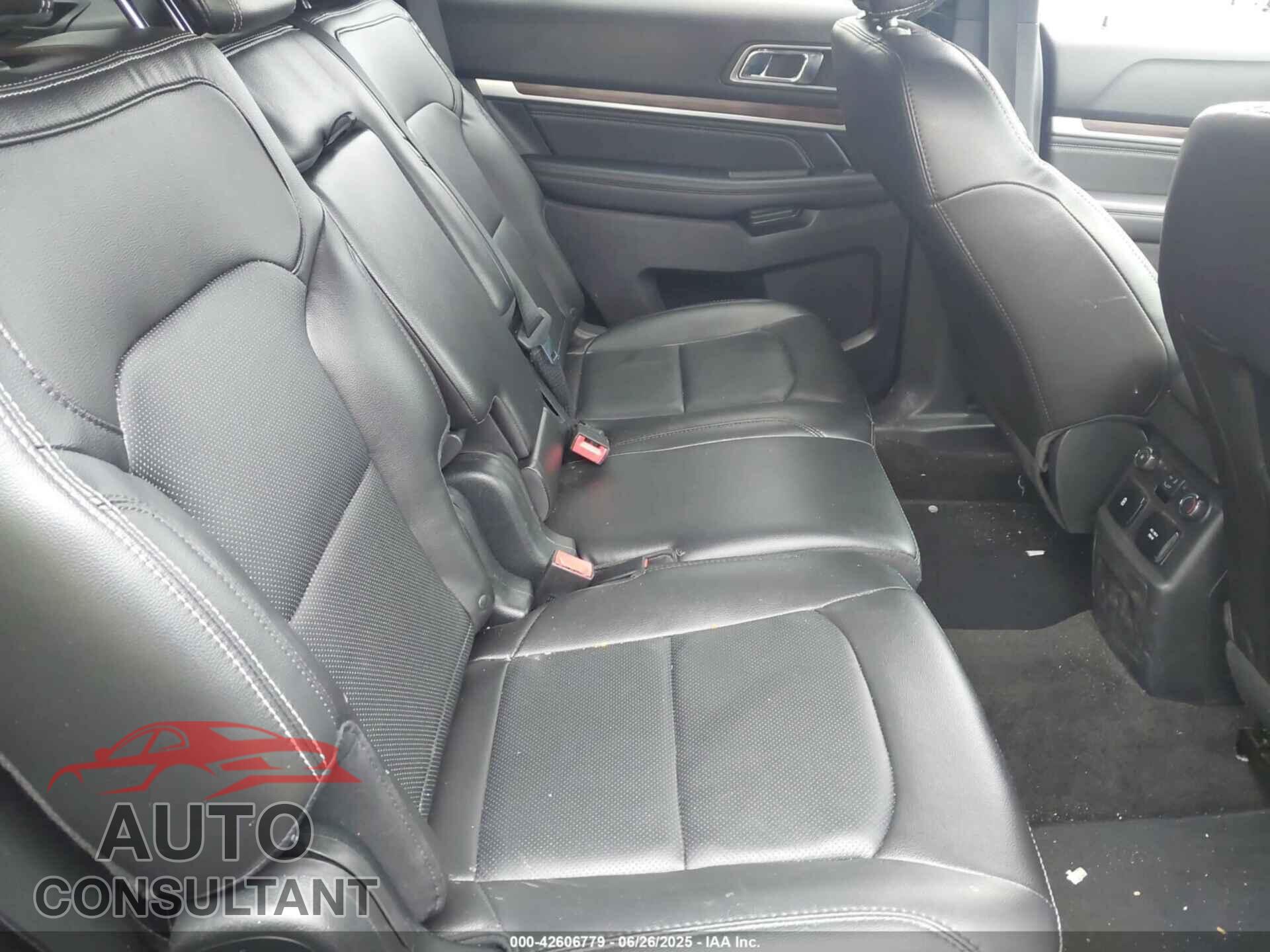 FORD EXPLORER 2018 - 1FM5K8F82JGB73423