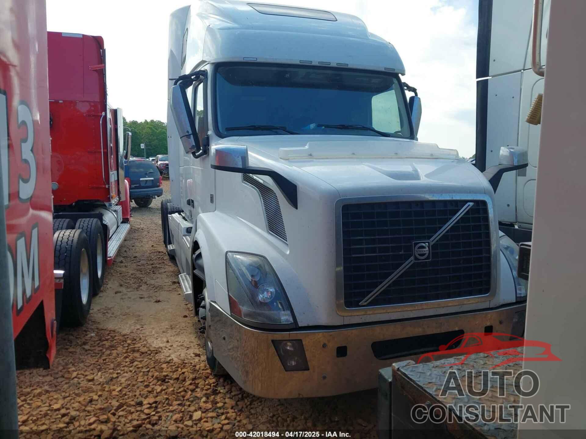VOLVO VN 2014 - 4V4NC9EJ3EN173710