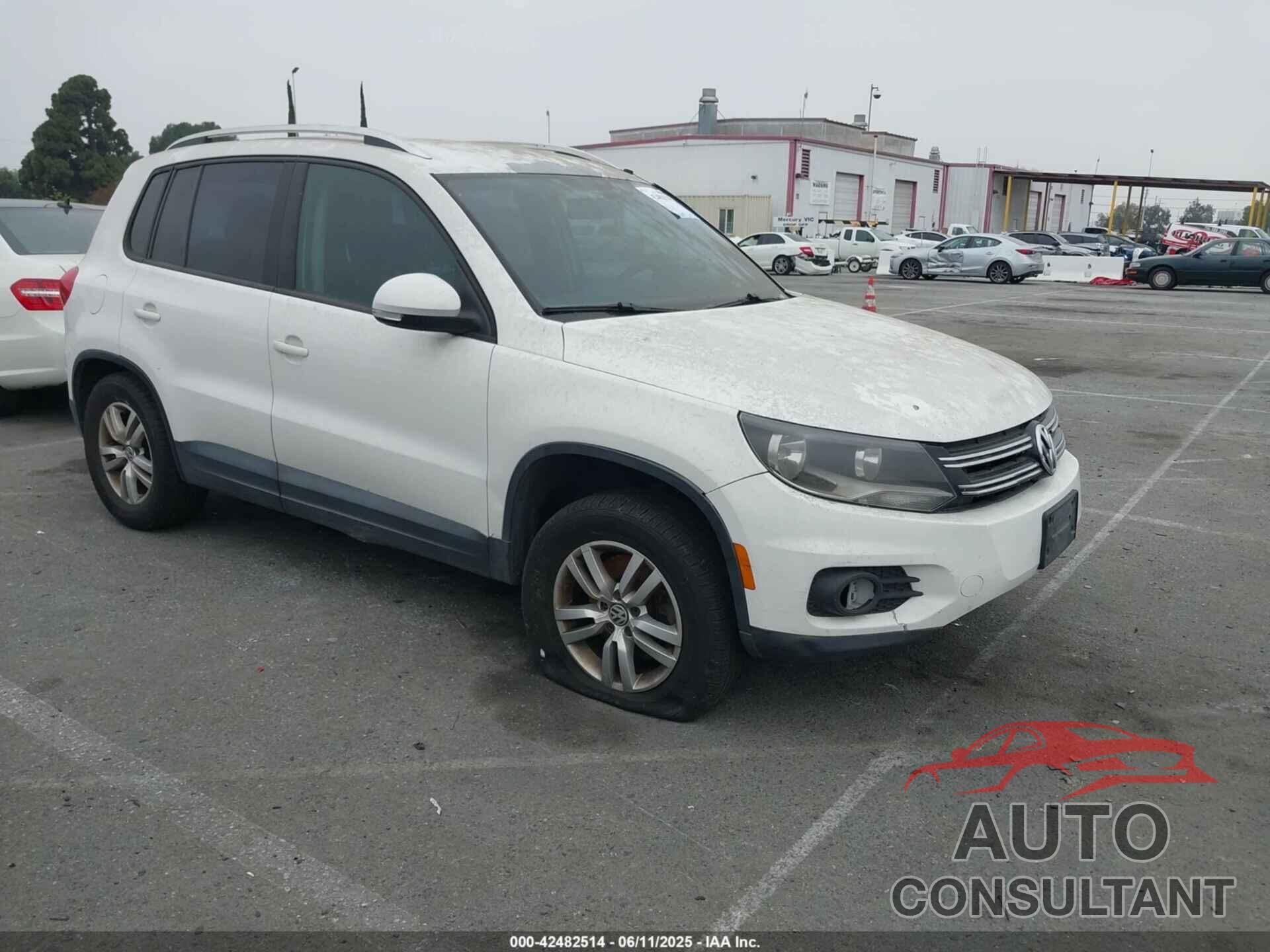 VOLKSWAGEN TIGUAN 2014 - WVGAV3AX7EW507156