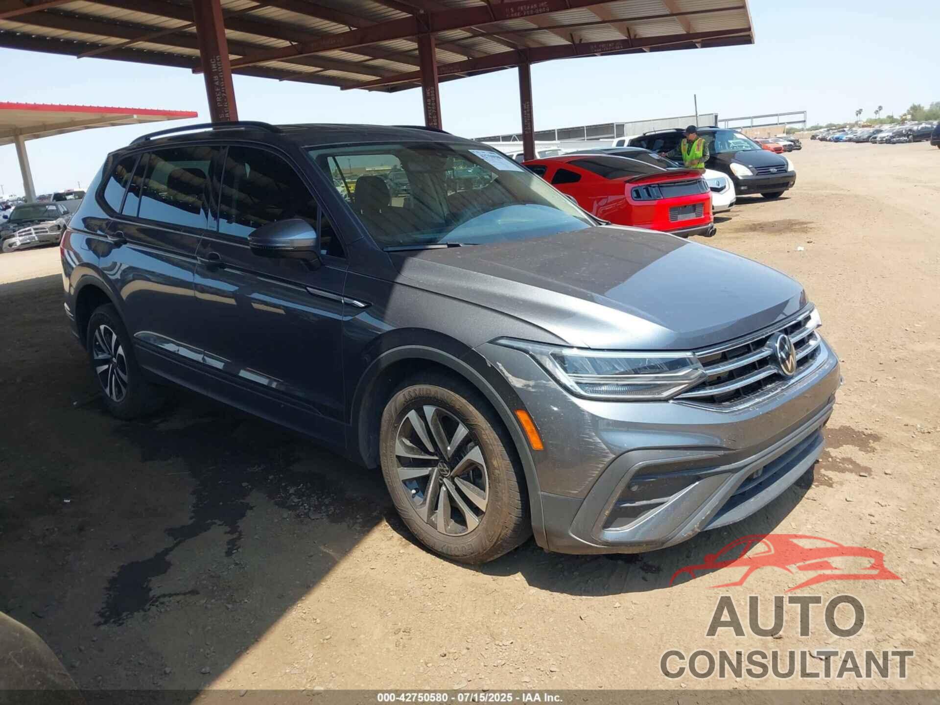 VOLKSWAGEN TIGUAN 2023 - 3VVRB7AX1PM110618