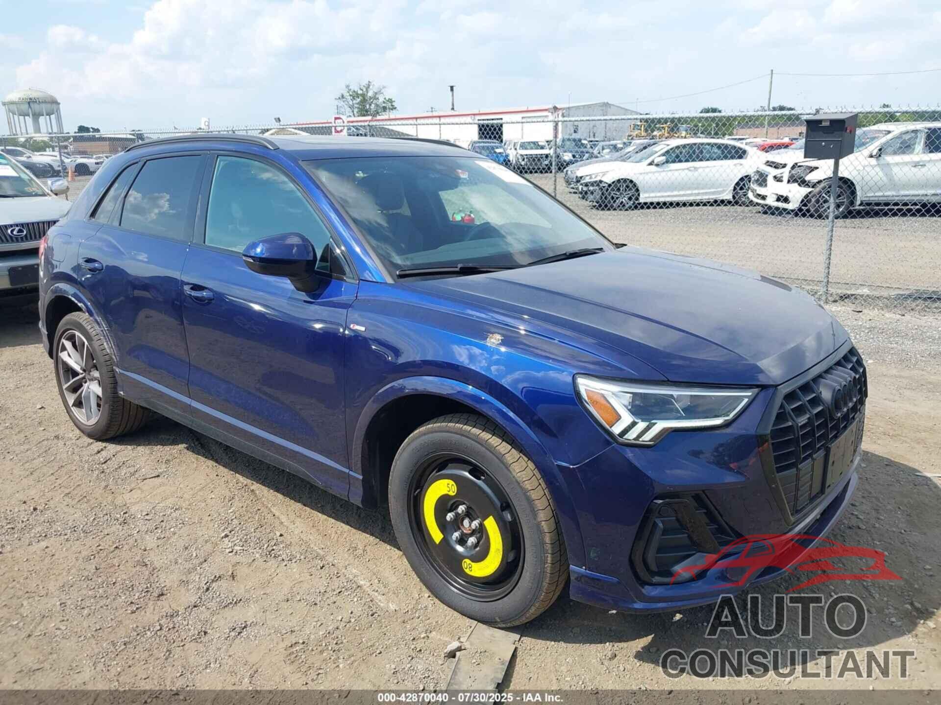 AUDI Q3 2023 - WA1EECF32P1063187