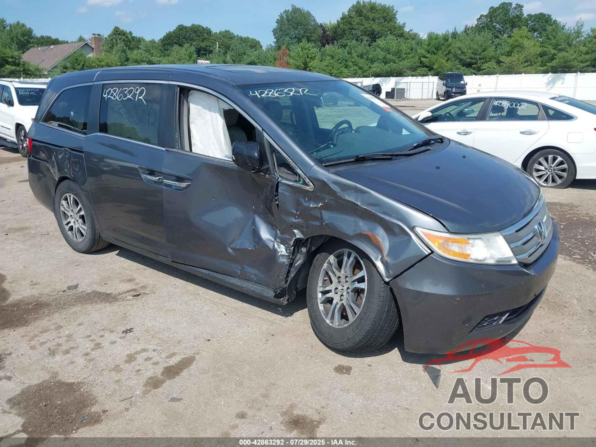 HONDA ODYSSEY 2013 - 5FNRL5H68DB053783