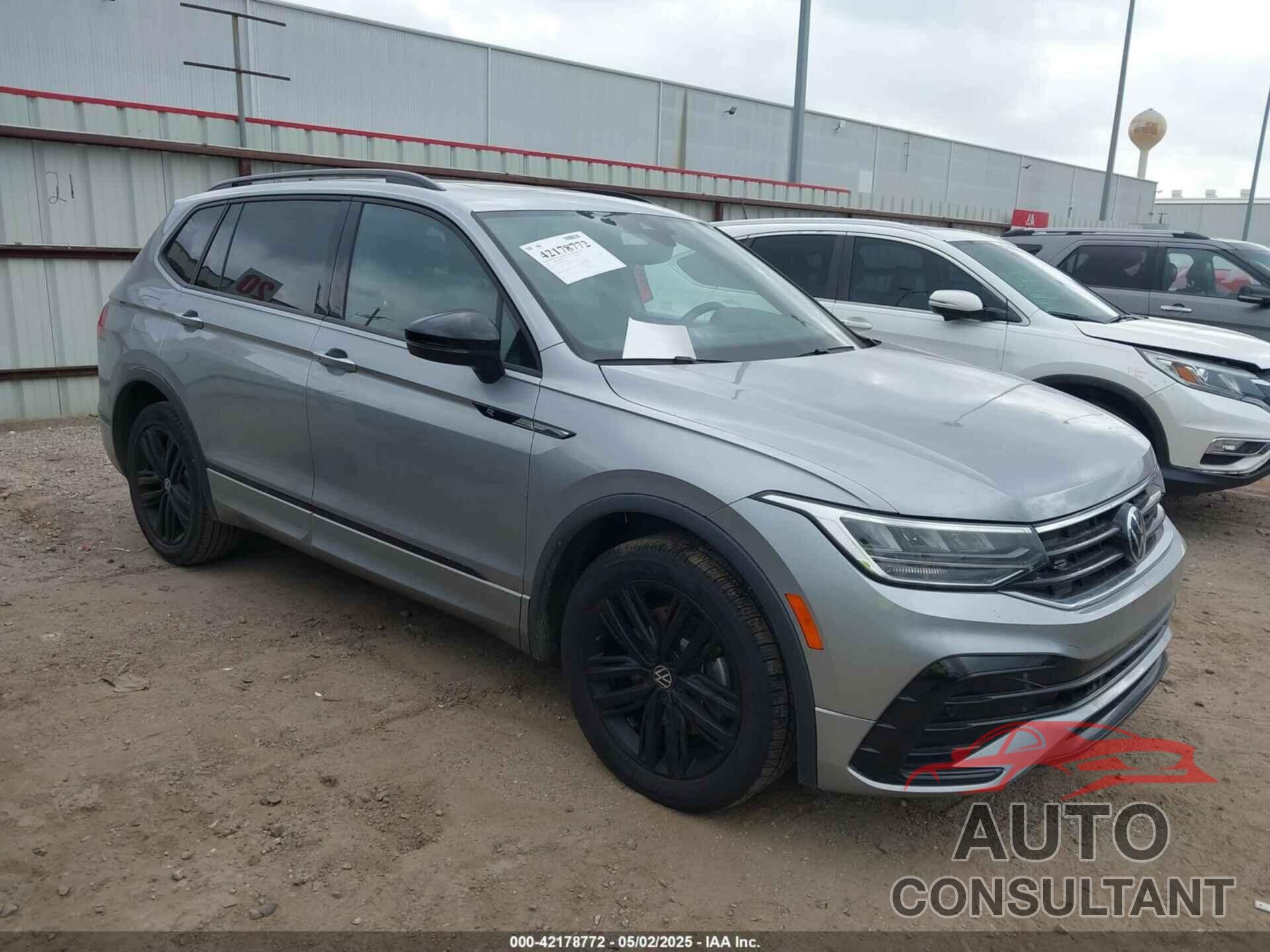 VOLKSWAGEN TIGUAN 2022 - 3VVCB7AXXNM165748