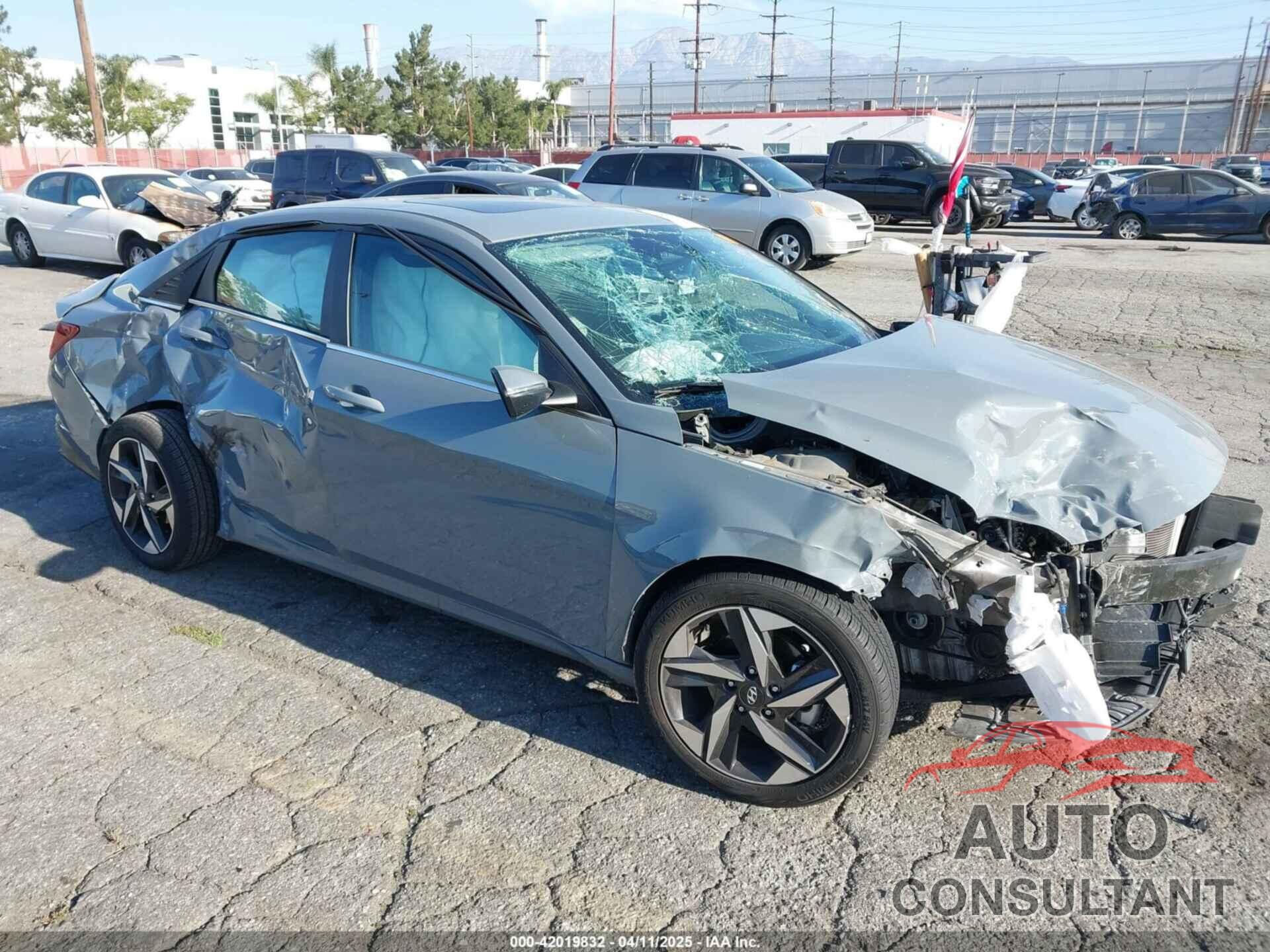 HYUNDAI ELANTRA 2023 - KMHLP4AG2PU403066