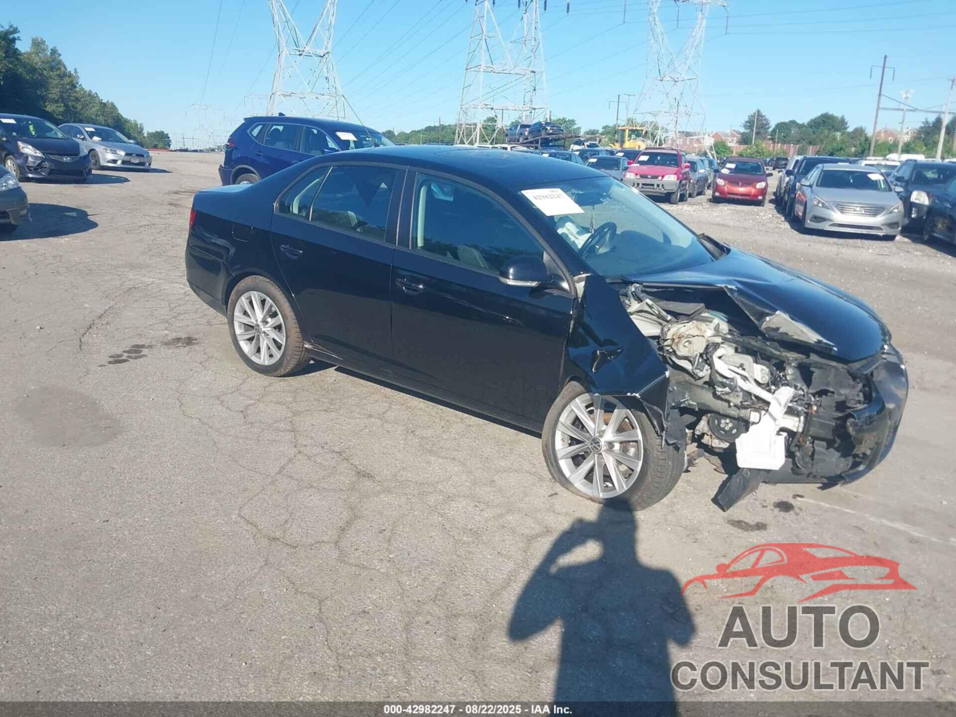 VOLKSWAGEN JETTA 2010 - 3VWRZ7AJ1AM121516