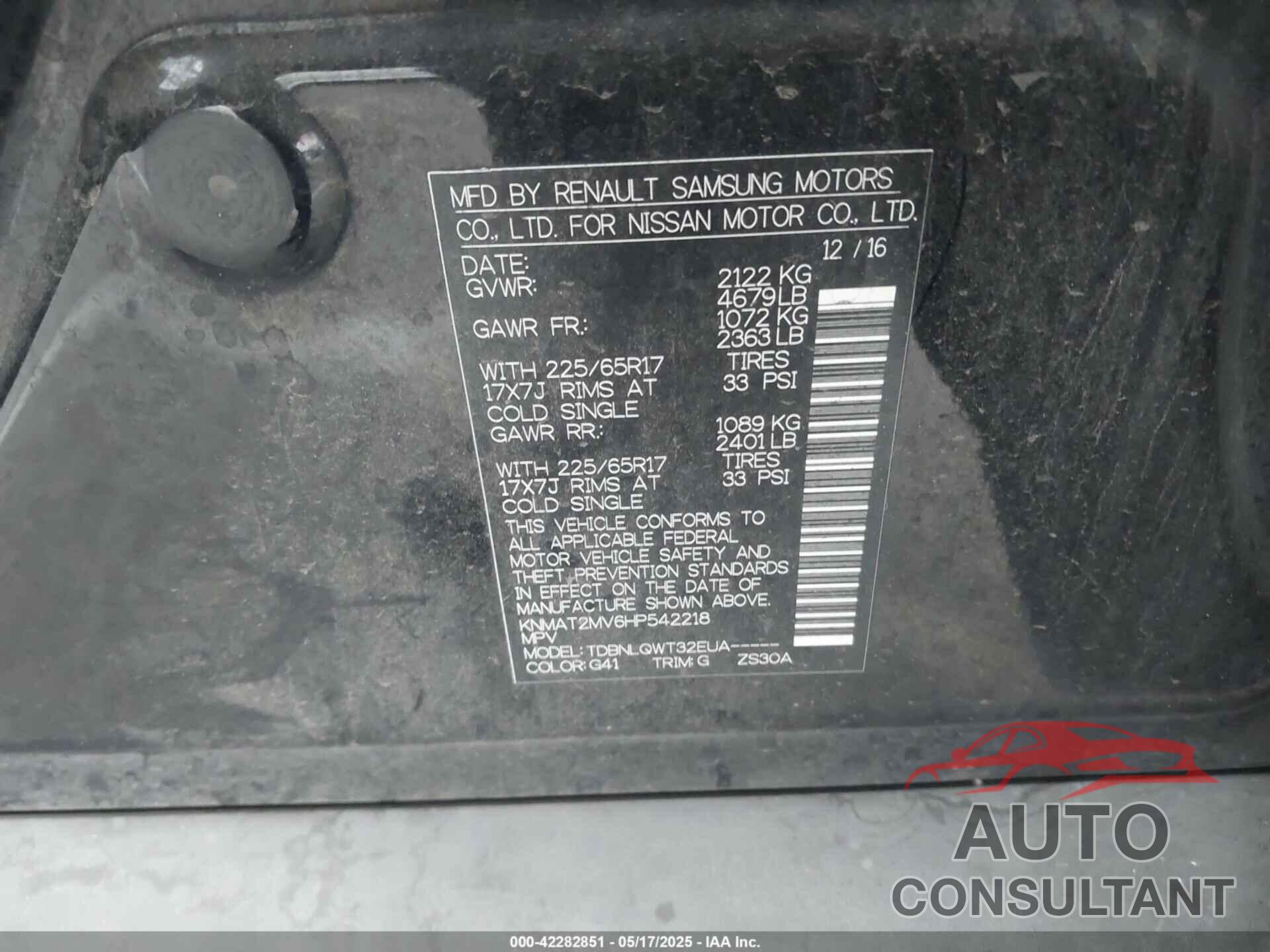 NISSAN ROGUE 2017 - KNMAT2MV6HP542218