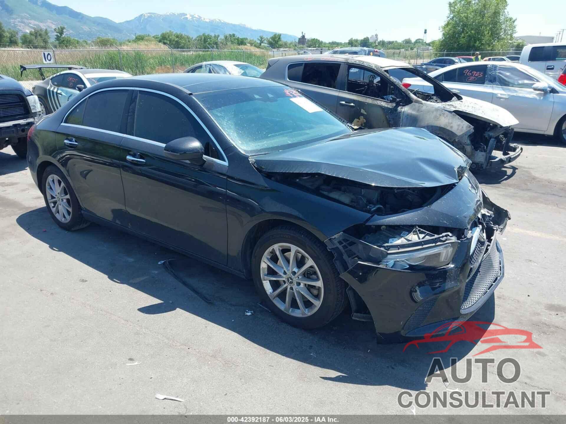MERCEDES-BENZ A 220 2019 - WDD3G4FB8KW001265