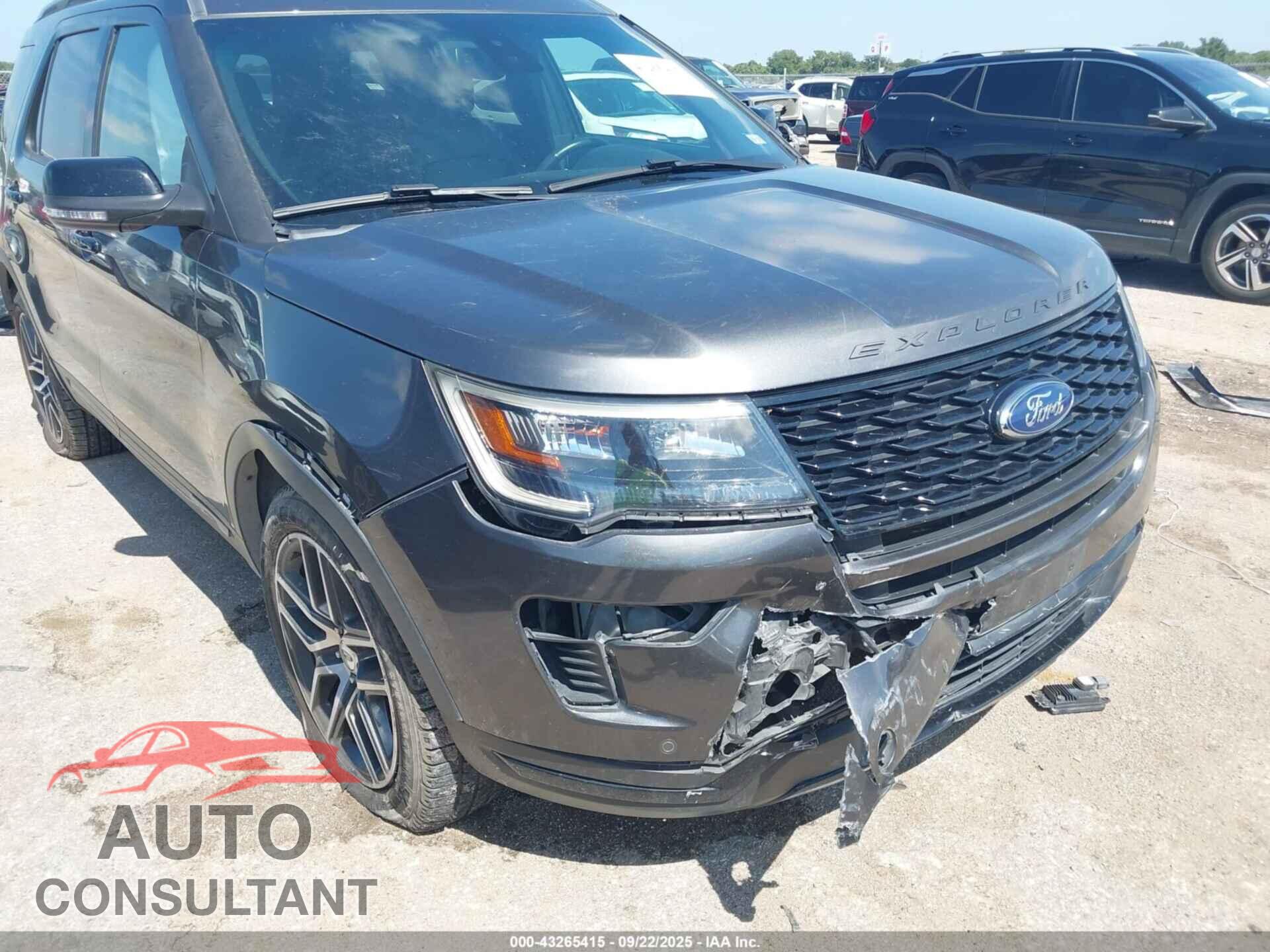 FORD EXPLORER 2018 - 1FM5K8GT2JGB35161
