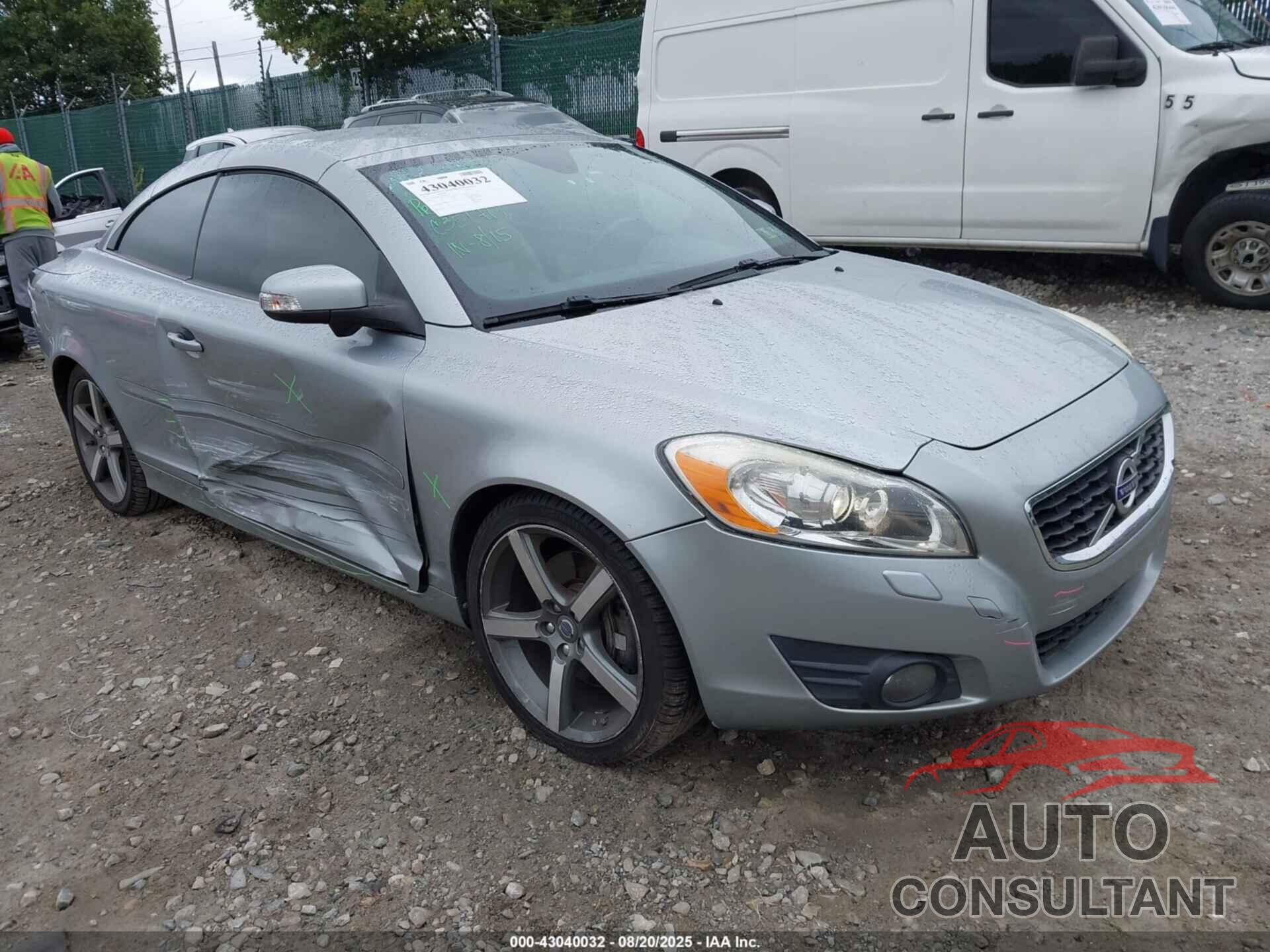 VOLVO C70 2011 - YV1672MC4BJ115553