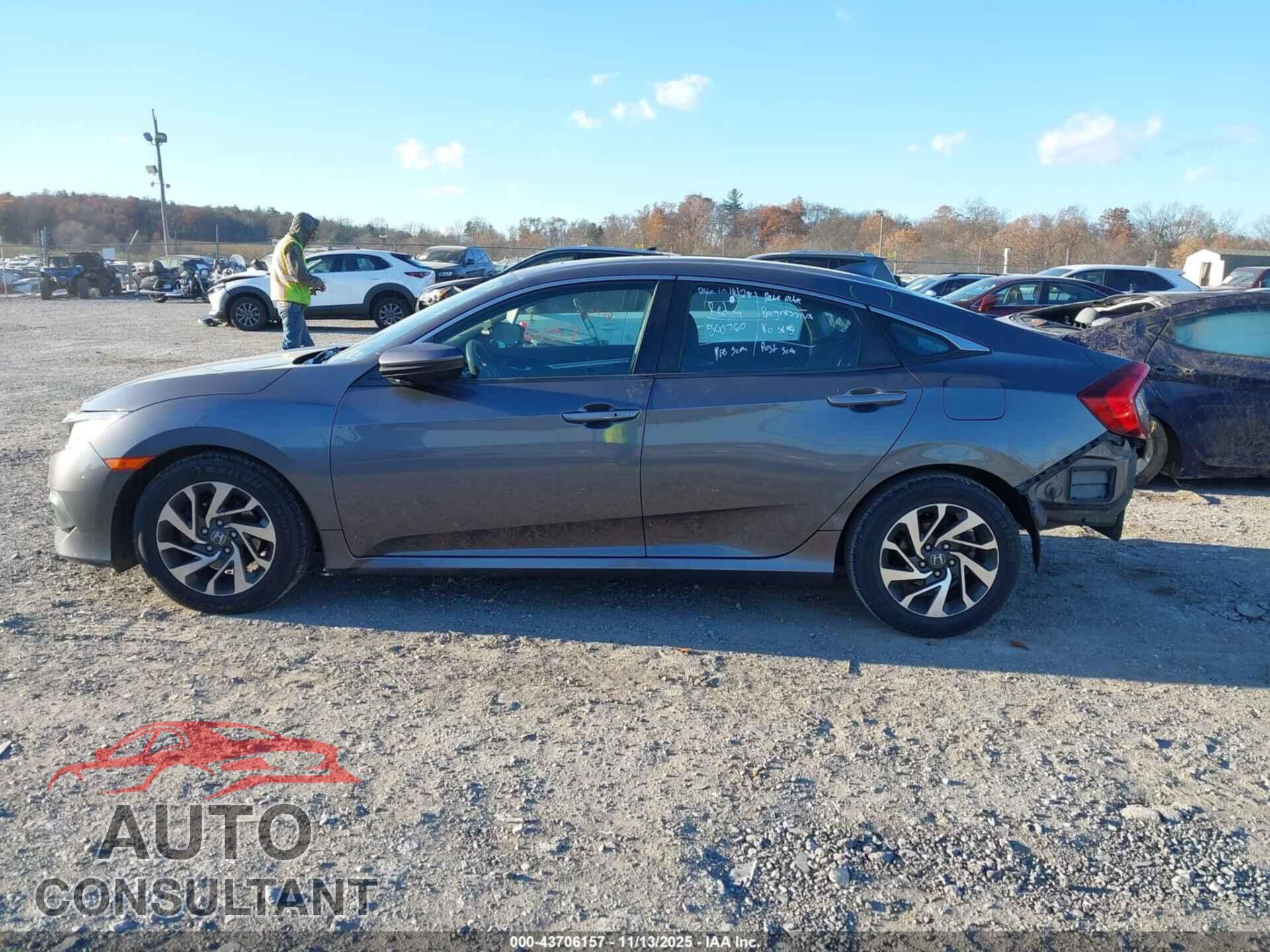 HONDA CIVIC 2017 - 19XFC2F78HE057101