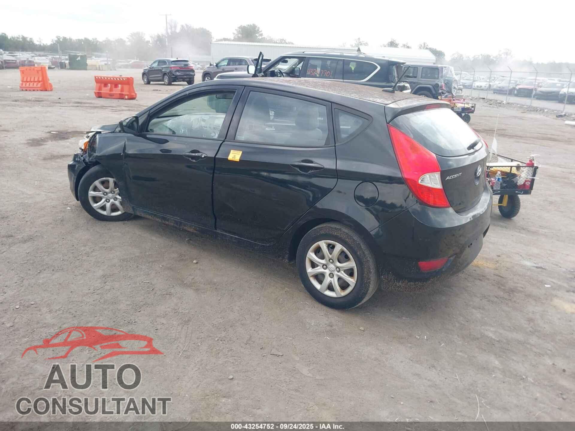 HYUNDAI ACCENT 2012 - KMHCT5AE6CU012741