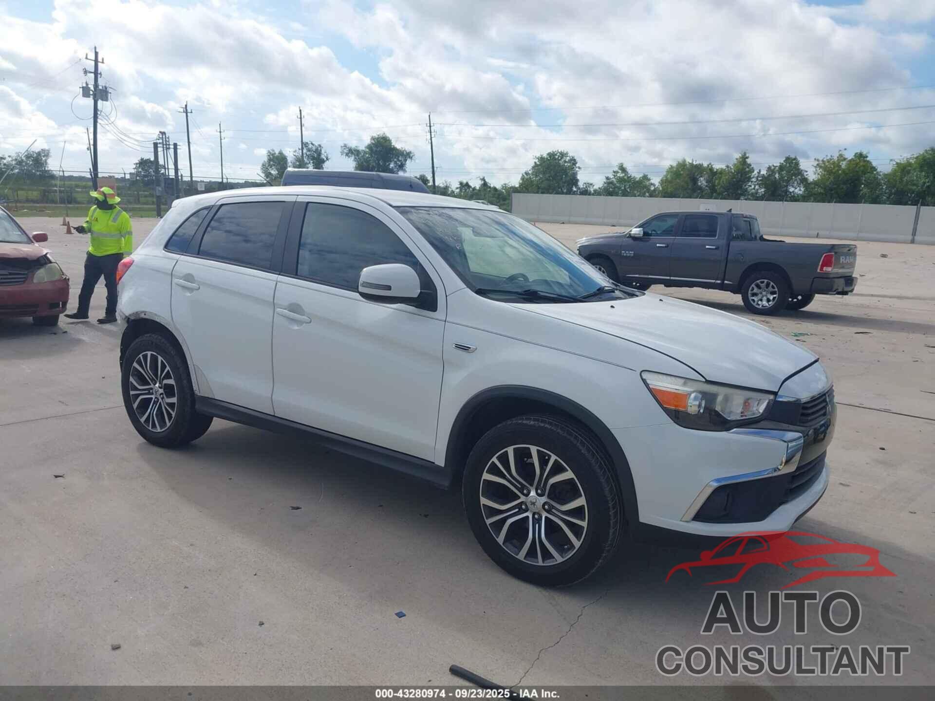 MITSUBISHI OUTLANDER SPORT 2016 - JA4AP3AU0GZ034636