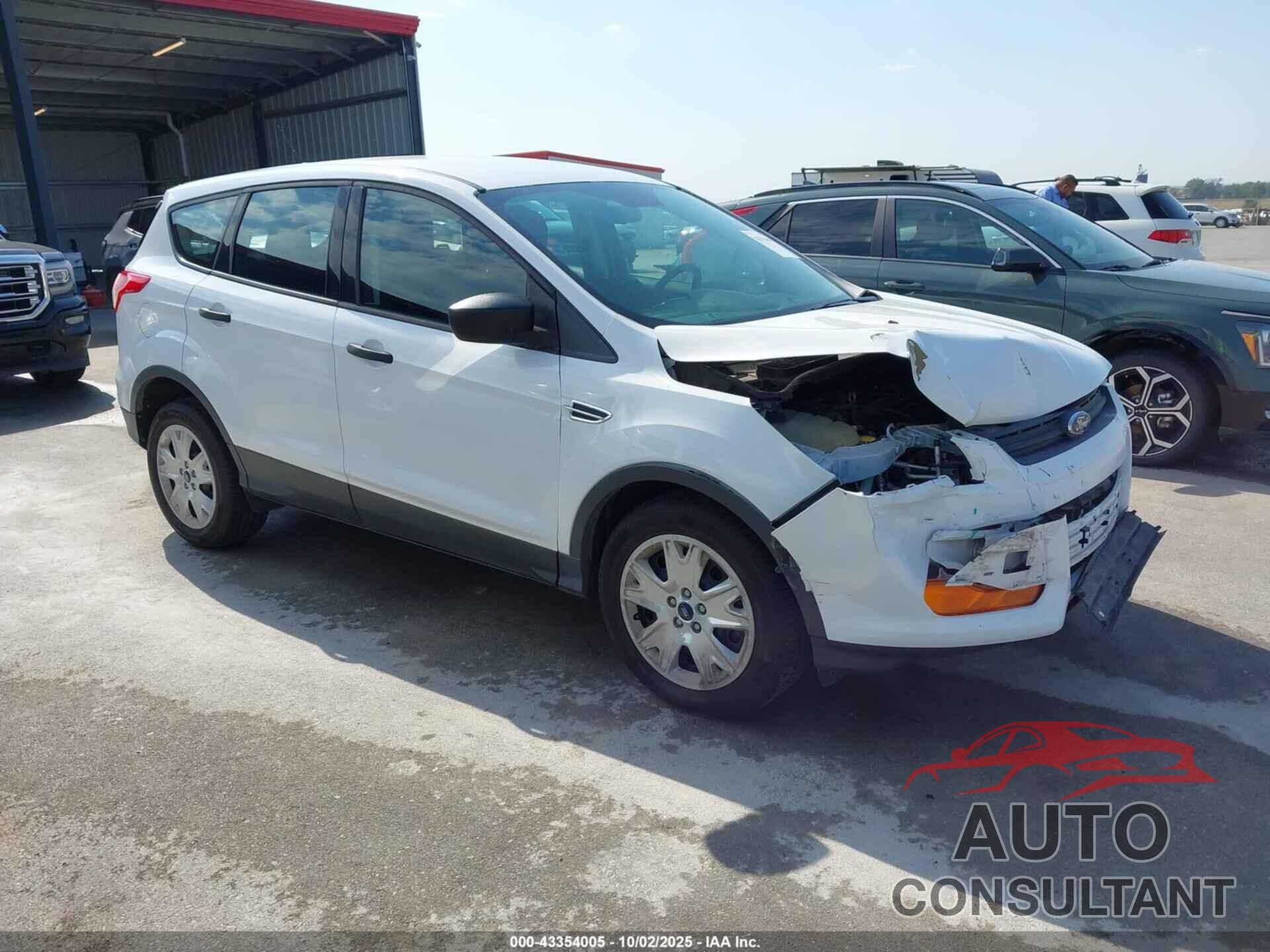 FORD ESCAPE 2016 - 1FMCU0F70GUC42226