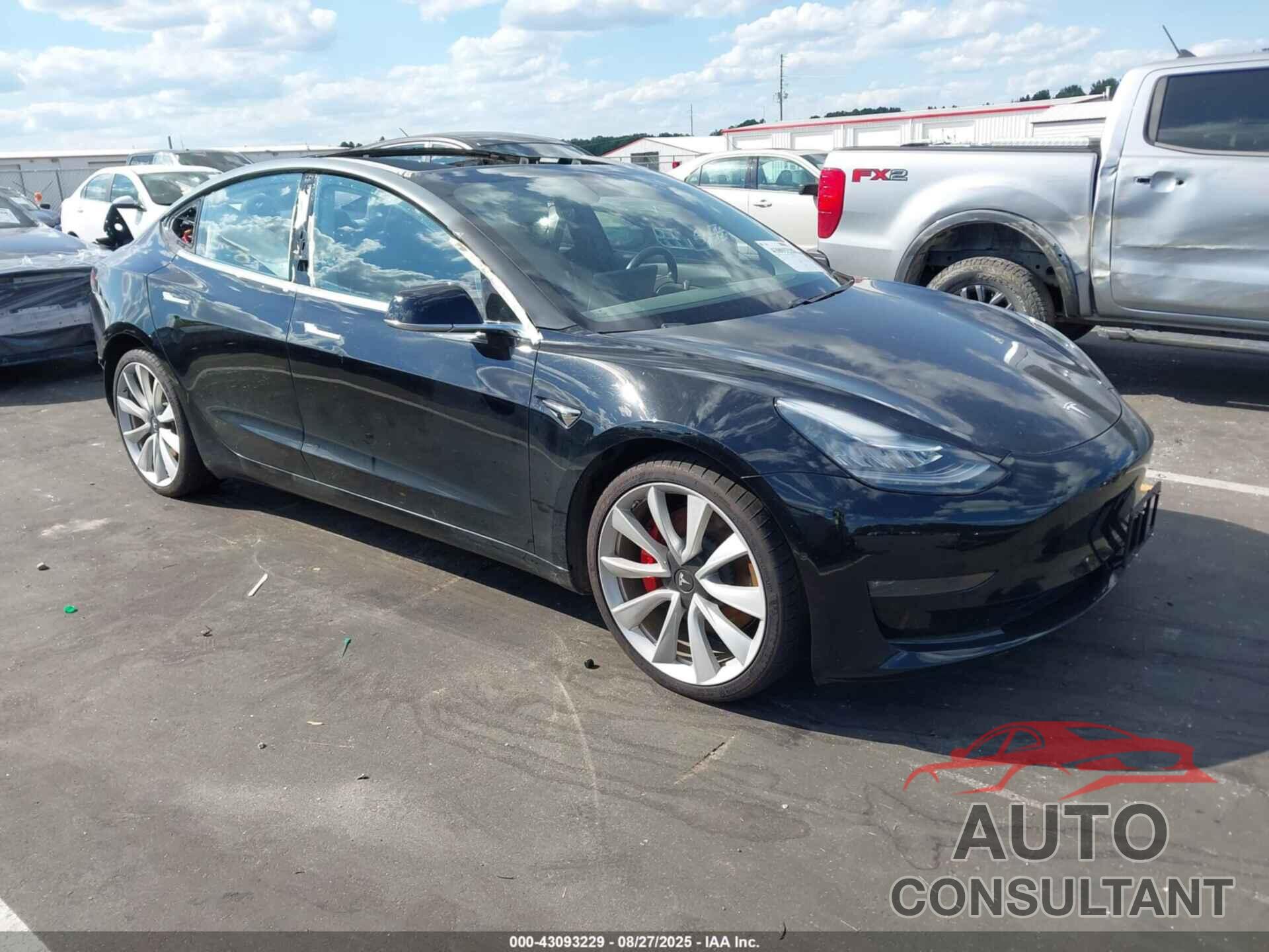 TESLA MODEL 3 2018 - 5YJ3E1EB0JF184387