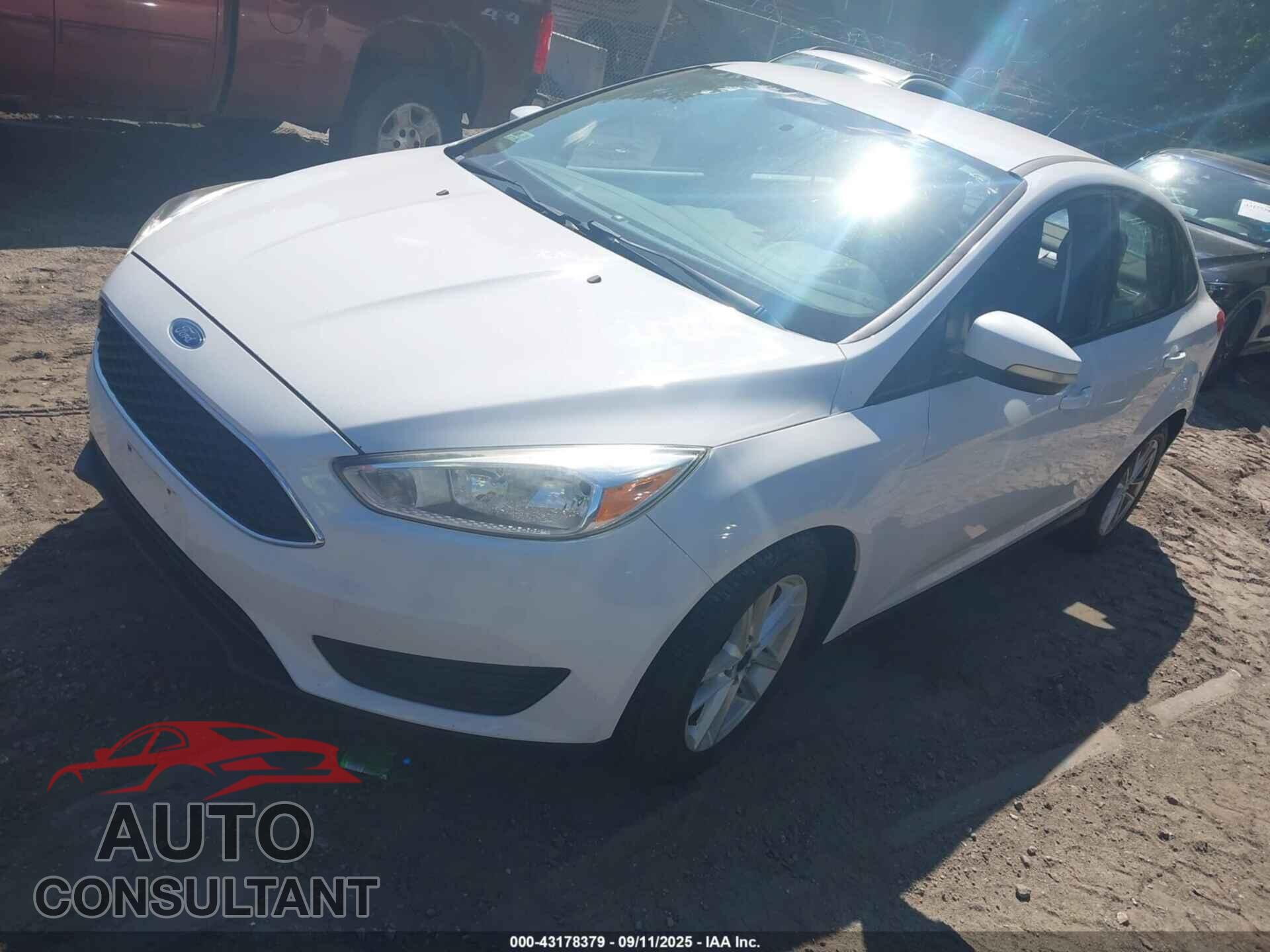 FORD FOCUS 2016 - 1FADP3F21GL247873