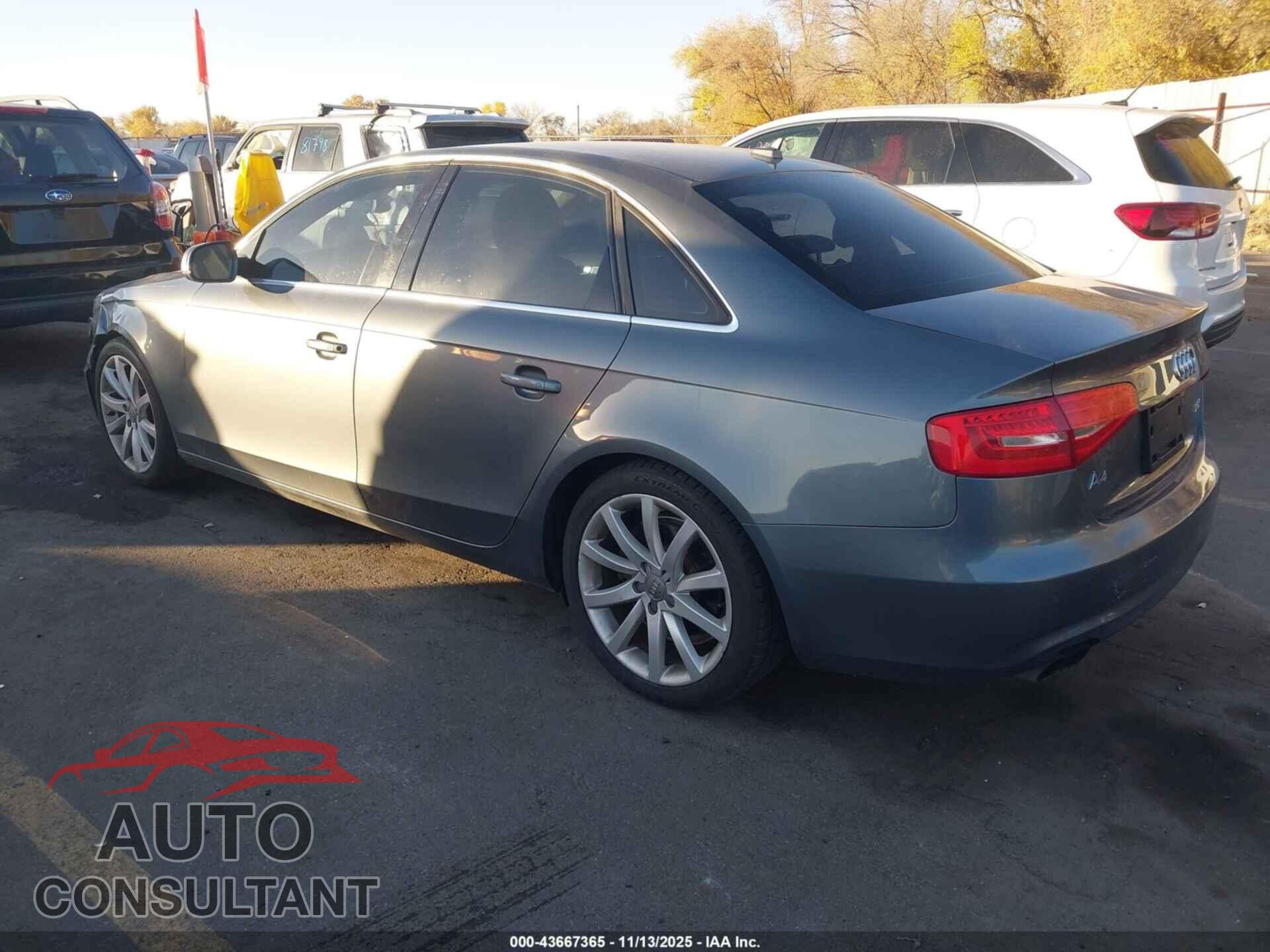 AUDI A4 2013 - WAUEFBFL6DN023287