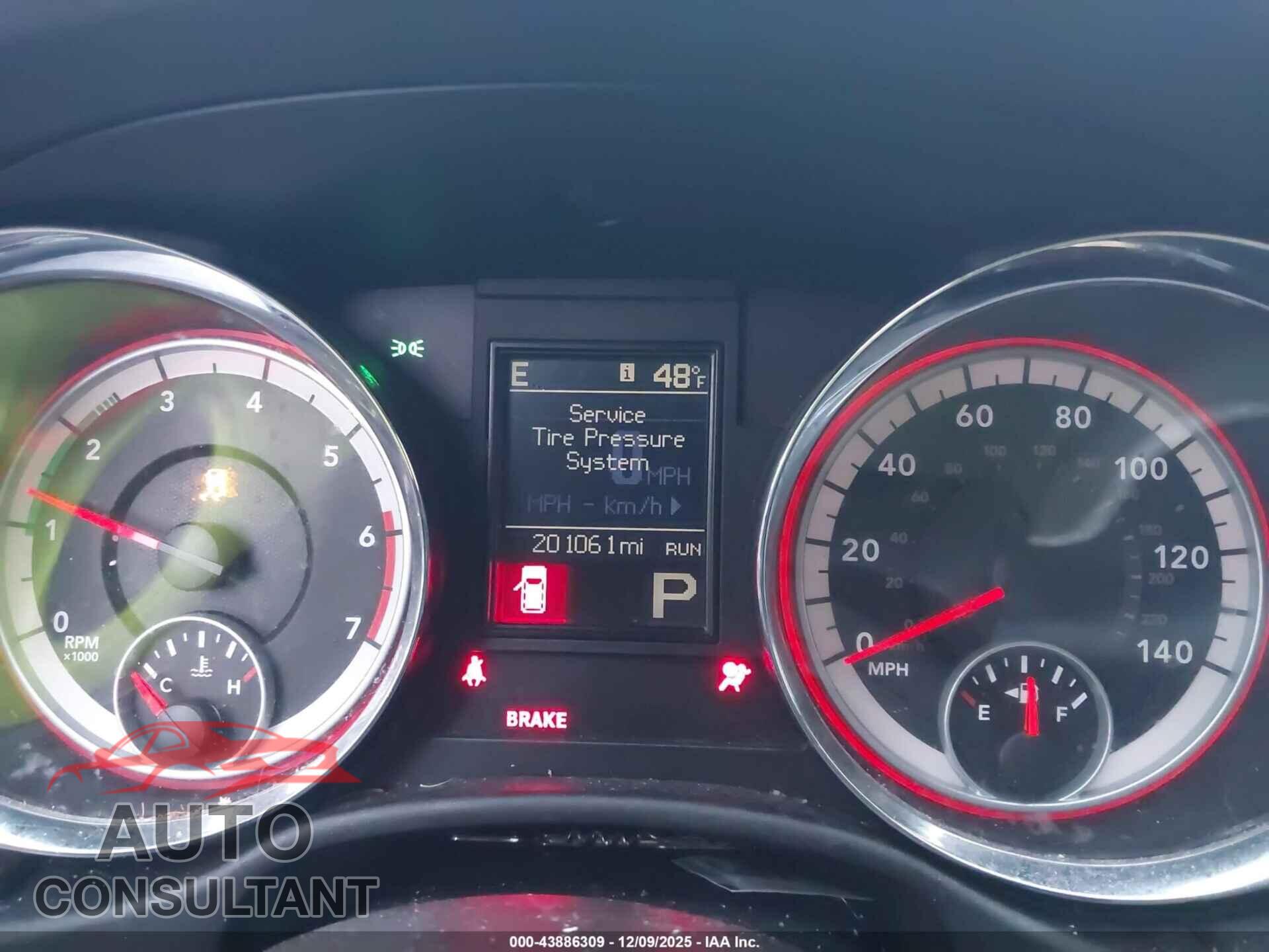 DODGE DURANGO 2012 - 1C4SDHCT8CC130242