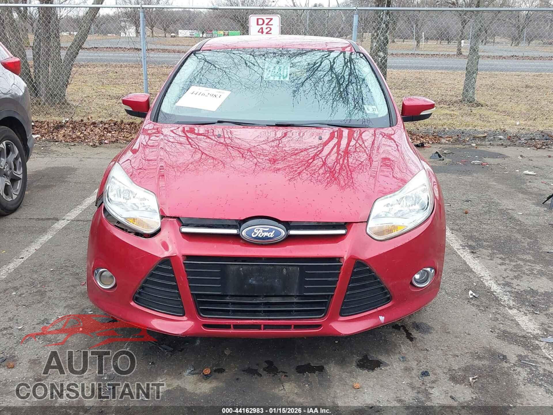FORD FOCUS 2012 - 1FAHP3M21CL479260