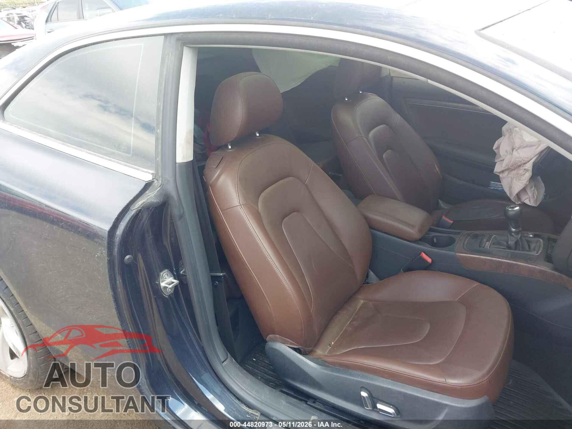 AUDI A5 2013 - WAUGFAFR3DA028185