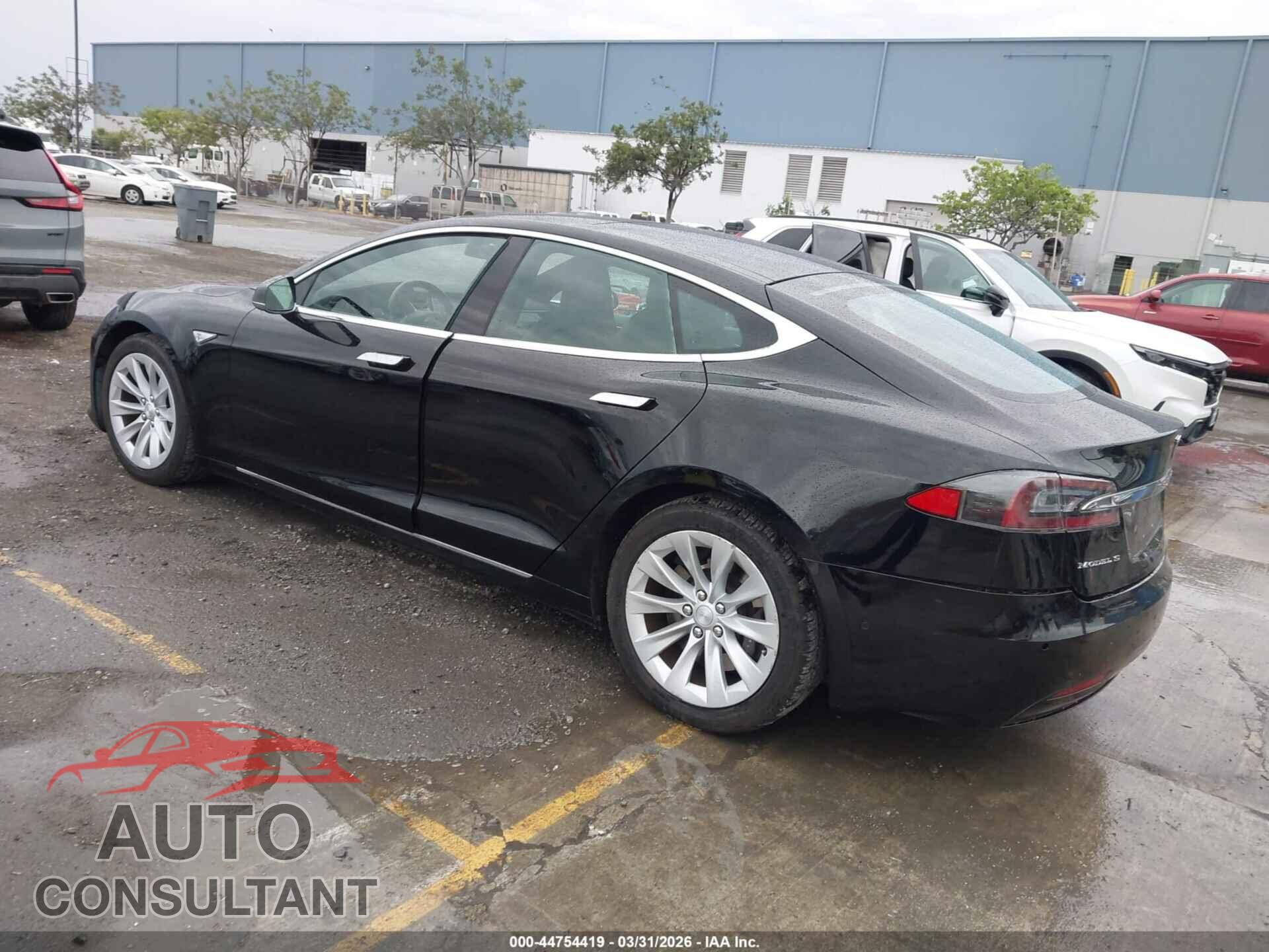 TESLA MODEL S 2016 - 5YJSA1E18GF156909