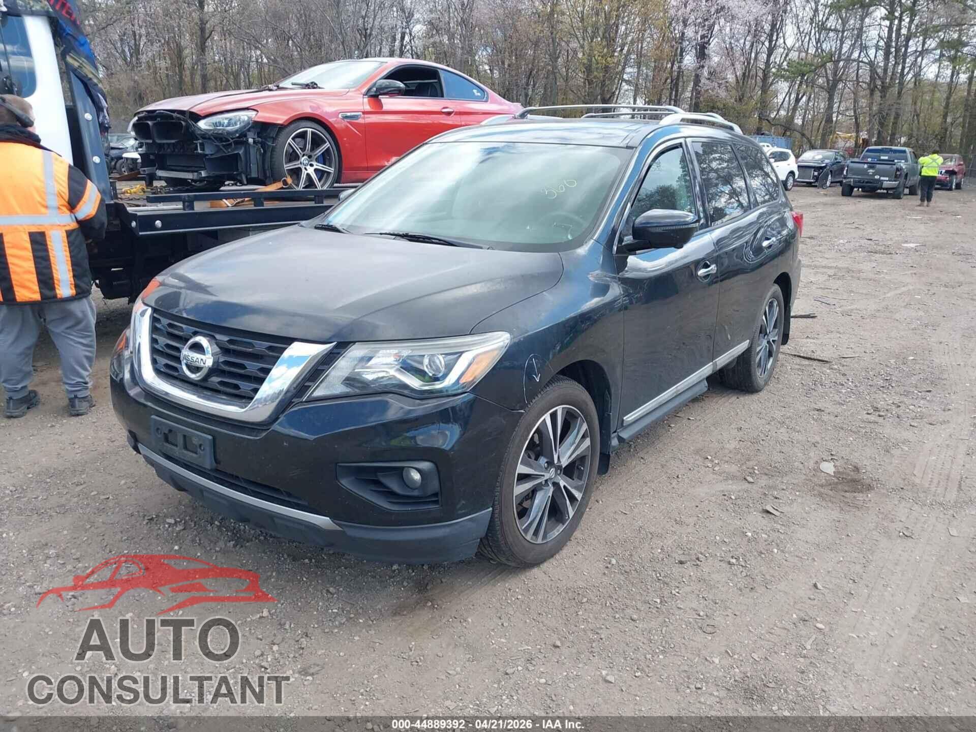 NISSAN PATHFINDER 2017 - 5N1DR2MM0HC602192