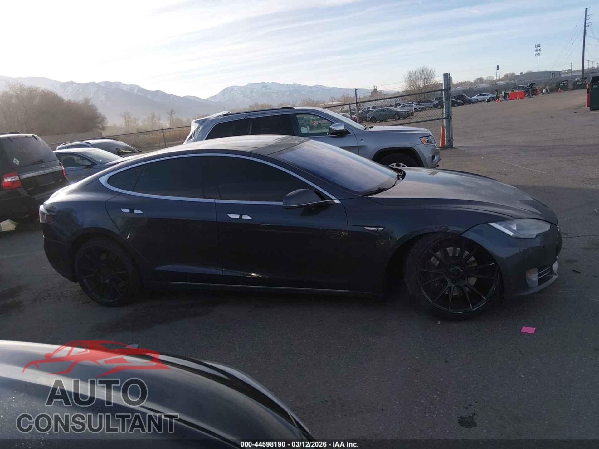 TESLA MODEL S 2016 - 5YJSA1E23GF131232