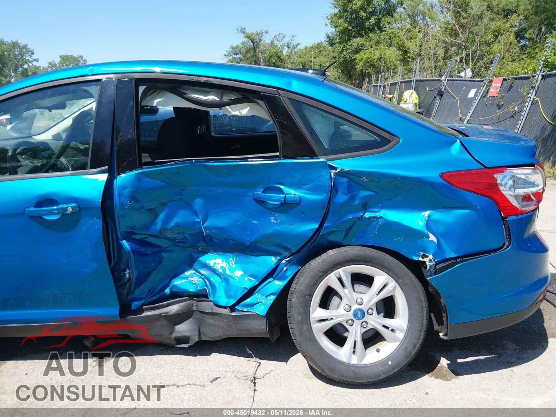 FORD FOCUS 2013 - 1FADP3F23DL123762