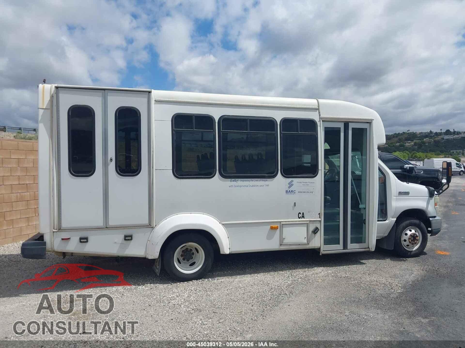 FORD E-450 CUTAWAY 2012 - 1FDFE4FS8CDA92852