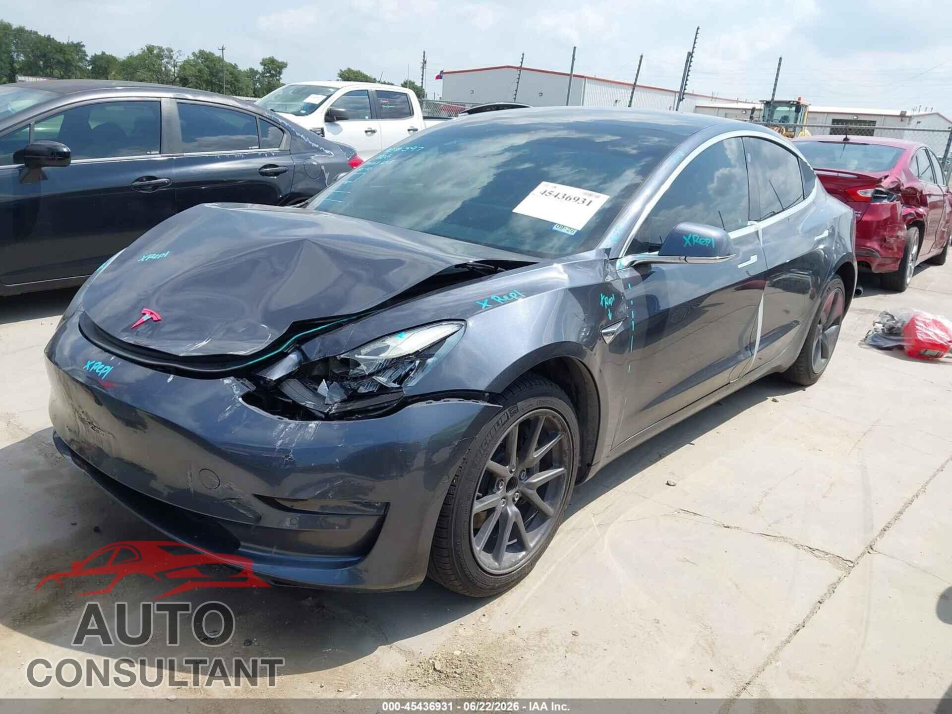 TESLA MODEL 3 2019 - 5YJ3E1EA1KF411045