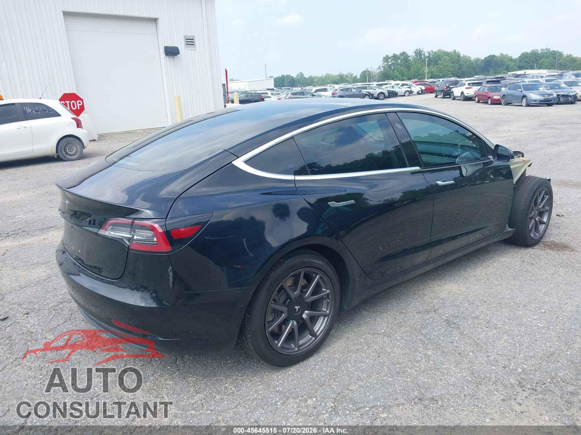 TESLA MODEL 3 2018 - 5YJ3E1EA3JF152833