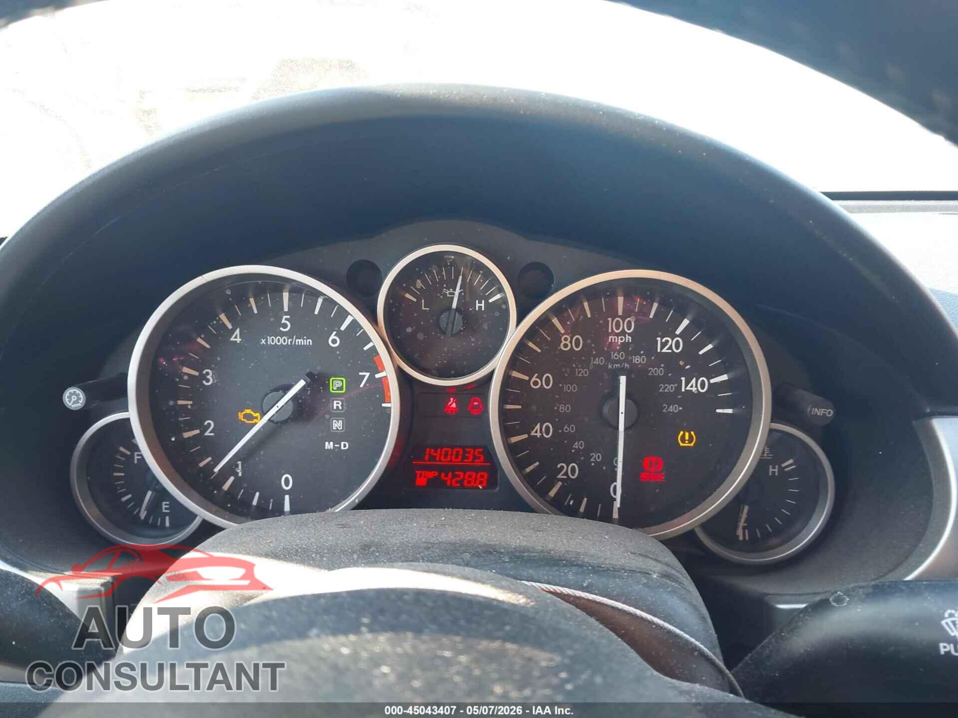 MAZDA MX-5 MIATA 2011 - JM1NC2PF2B0219497