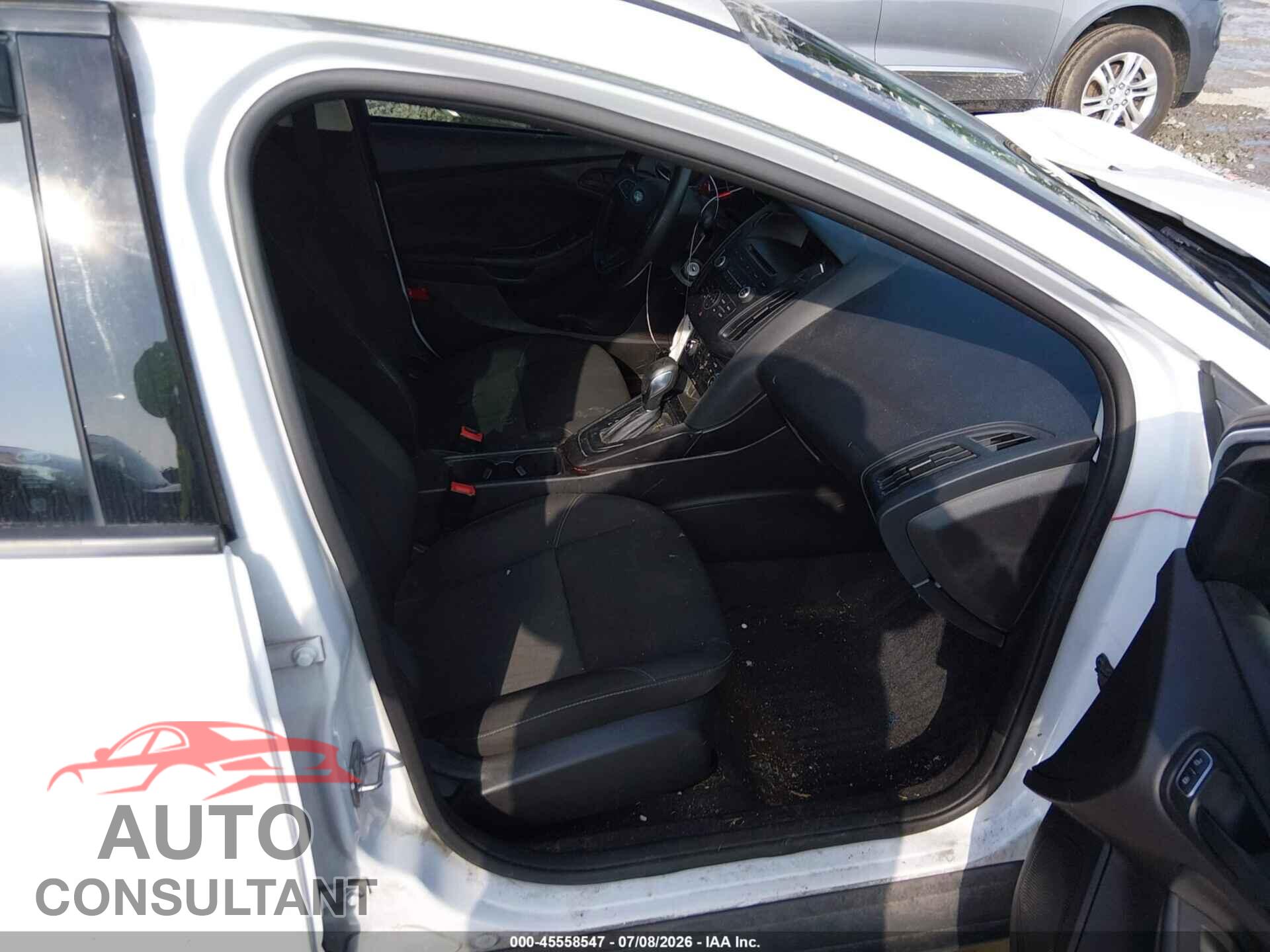 FORD FOCUS 2017 - 1FADP3E22HL307310