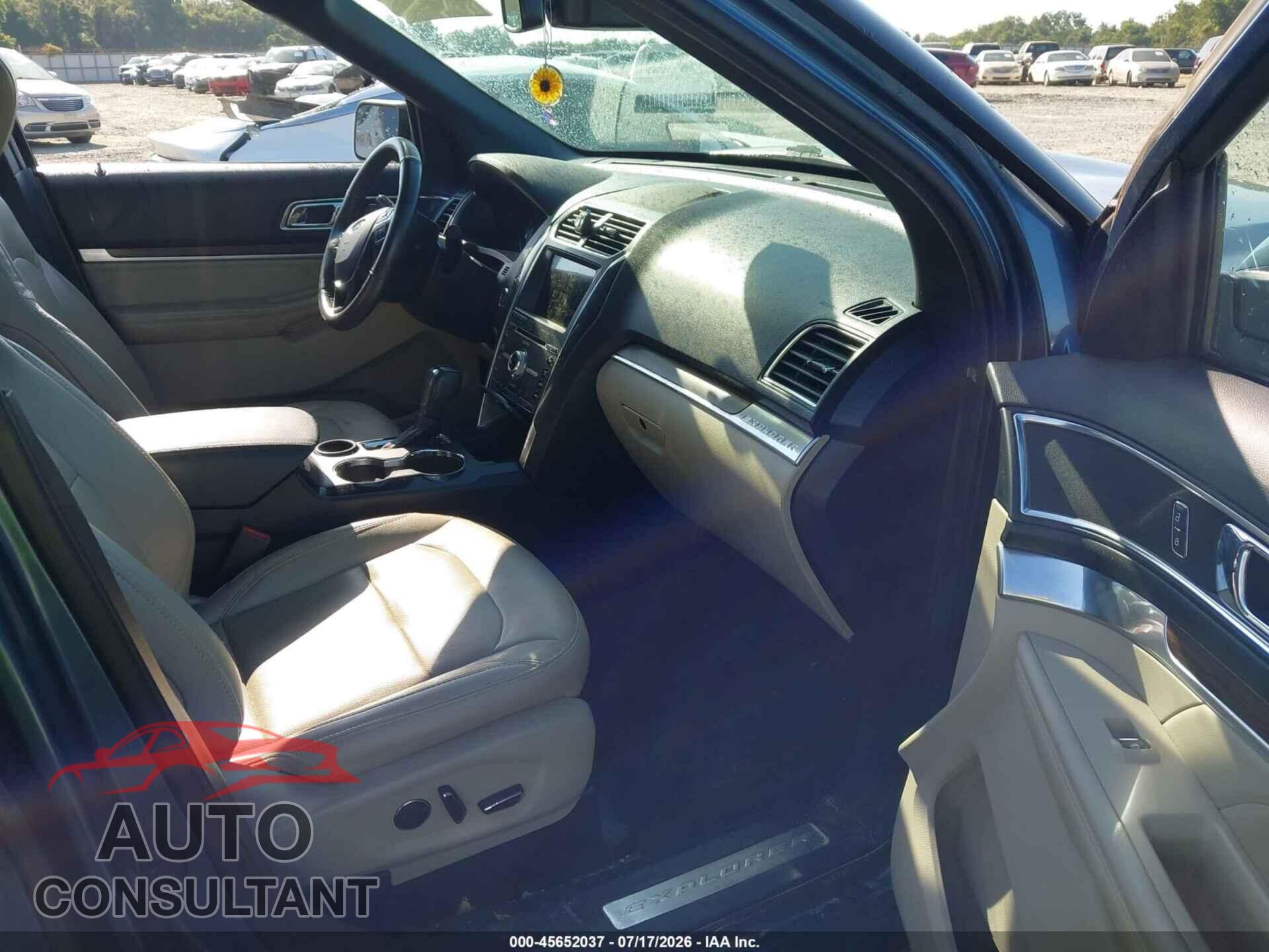 FORD EXPLORER 2018 - 1FM5K7F88JGB30084