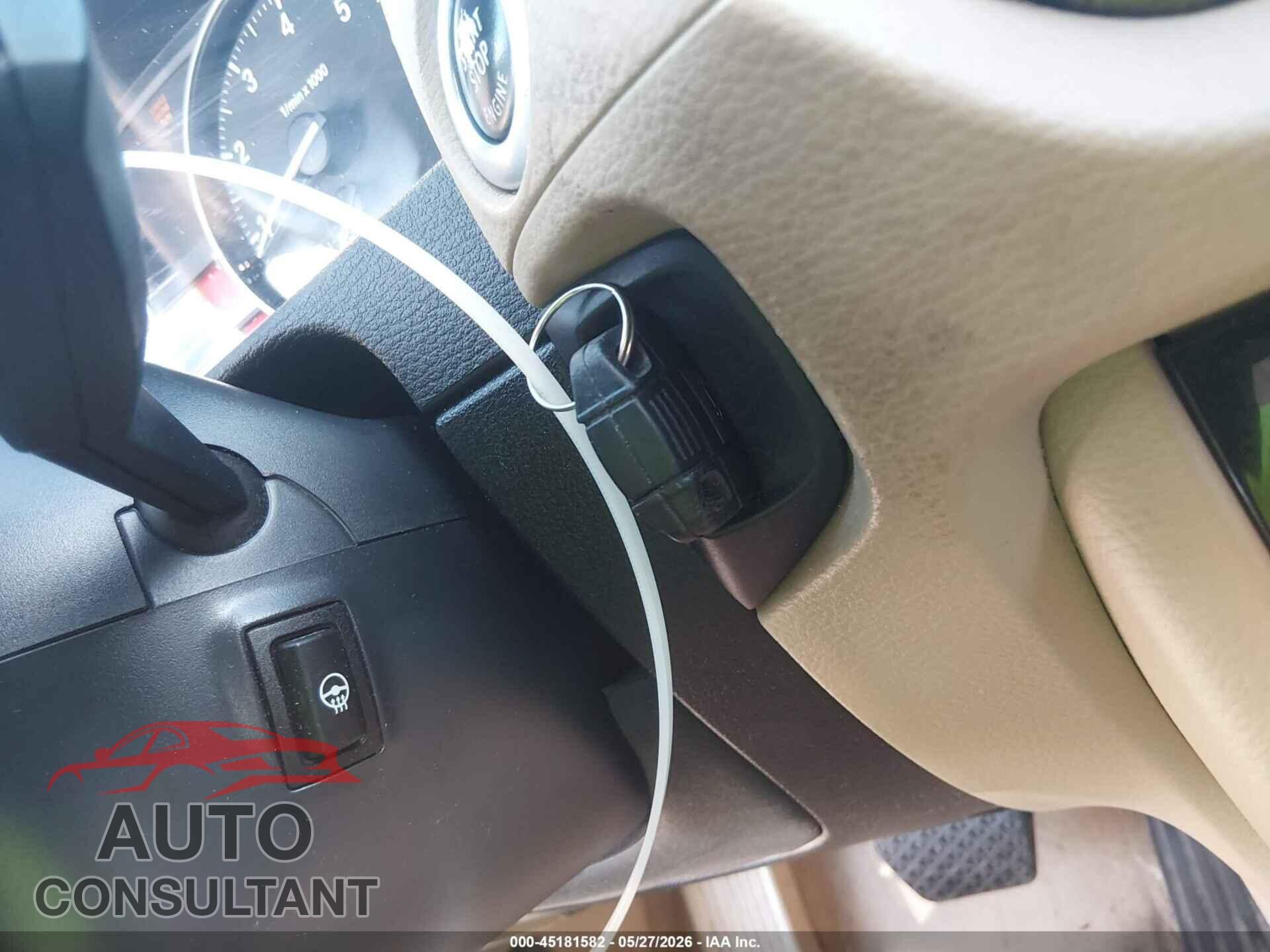 BMW X1 2014 - WBAVL1C56EVY14977