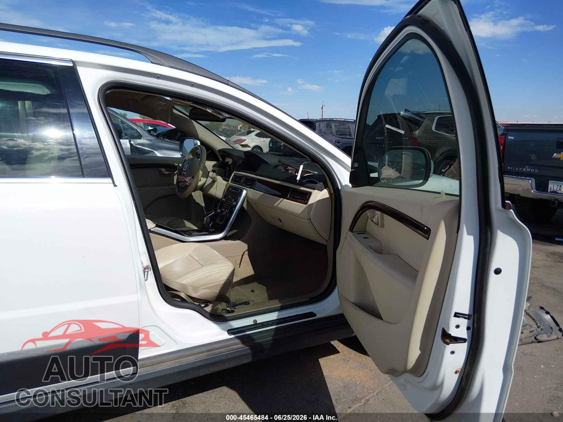 VOLVO XC70 2014 - YV4902BZ4E1175896