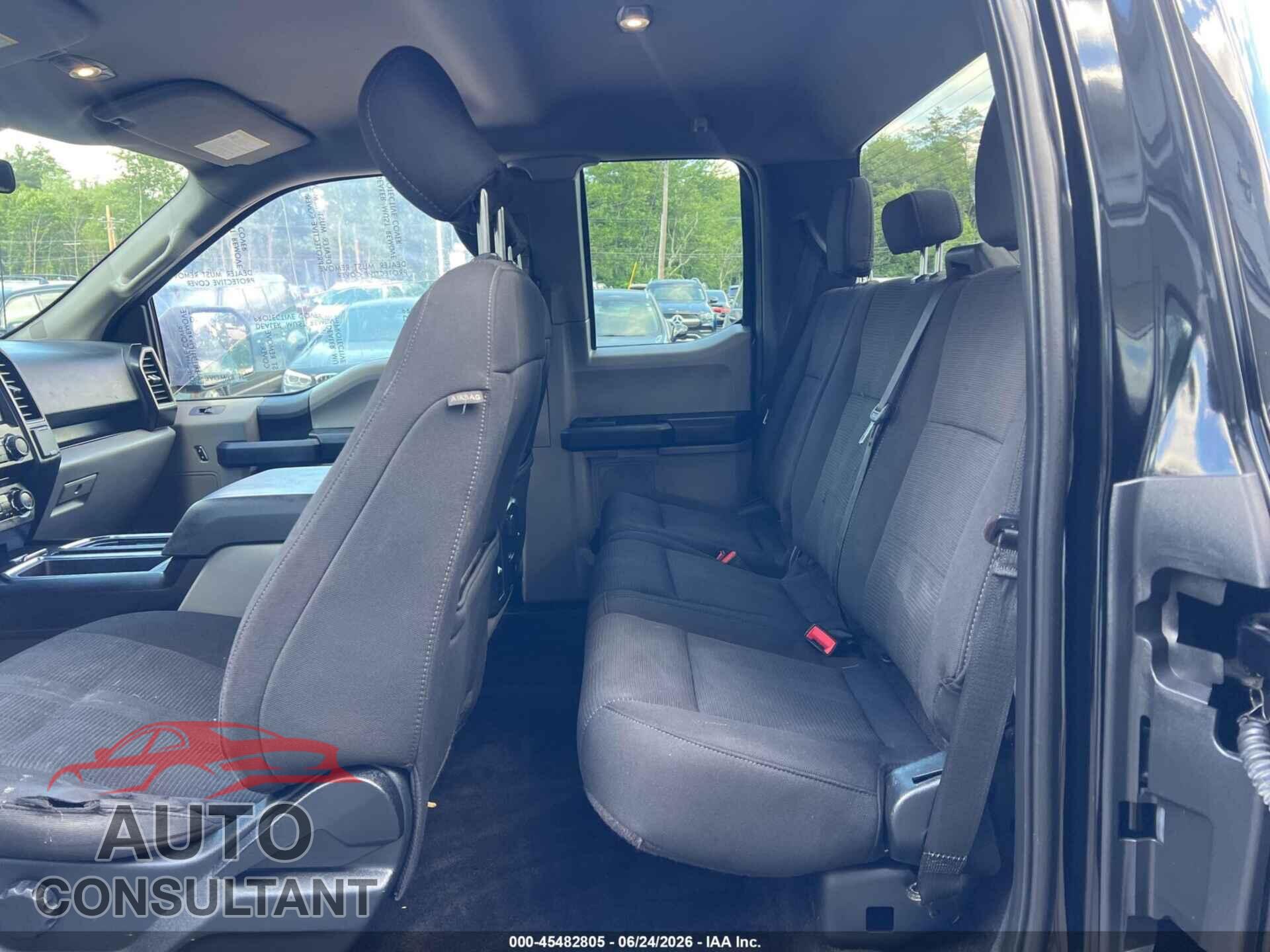FORD F-150 2018 - 1FTFX1E53JFB18185