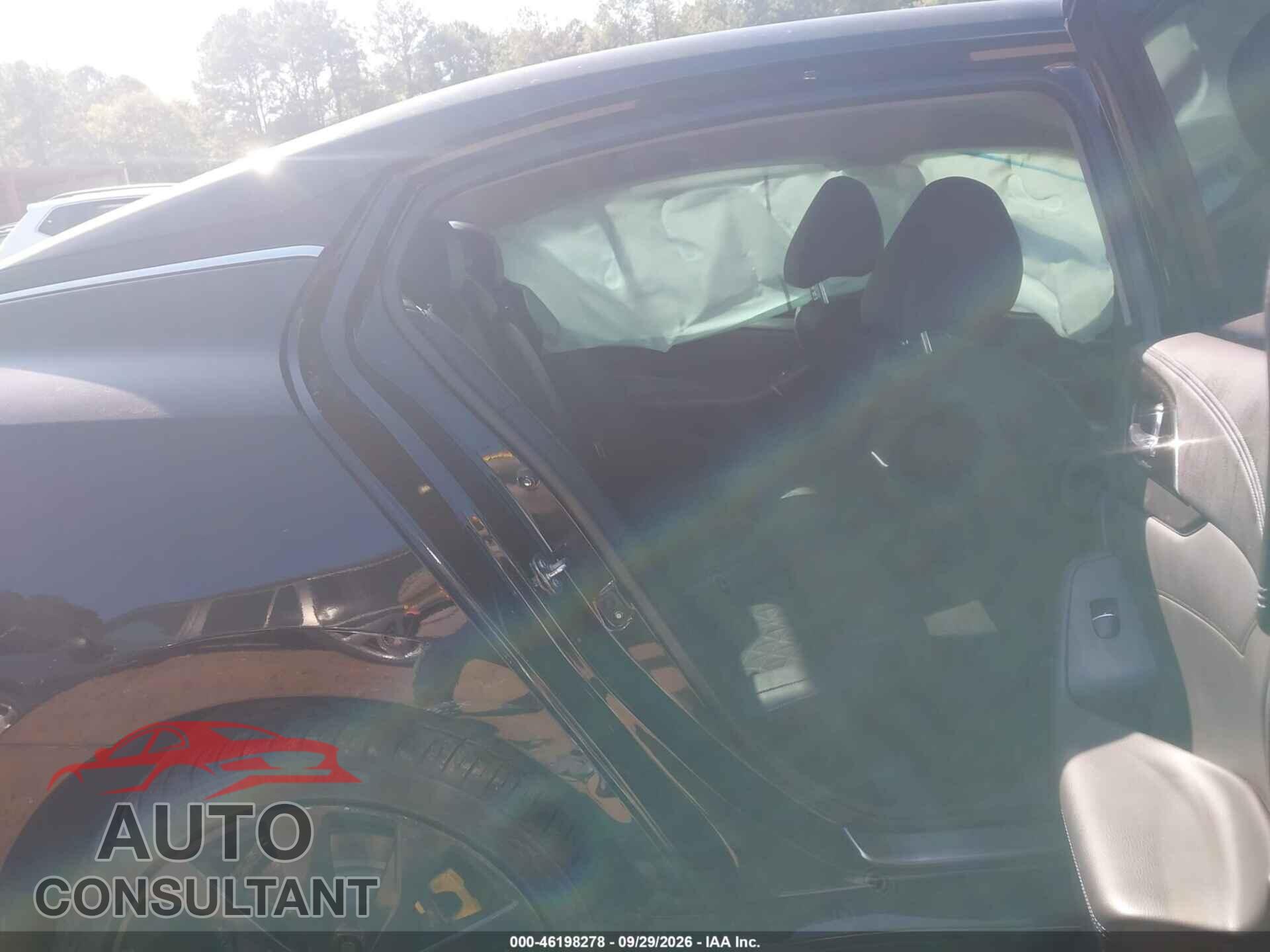 NISSAN MAXIMA 2017 - 1N4AA6AP1HC364508