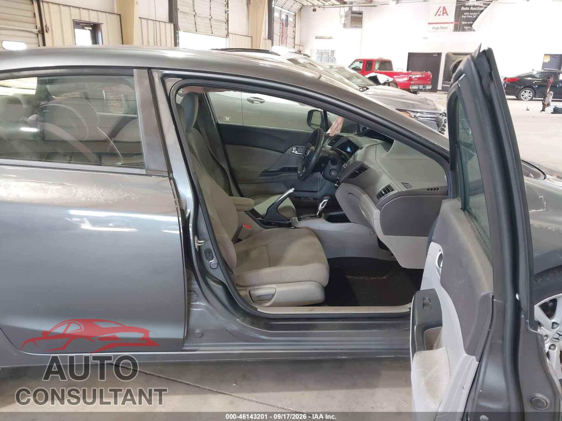 HONDA CIVIC 2012 - 2HGFB2F82CH304803