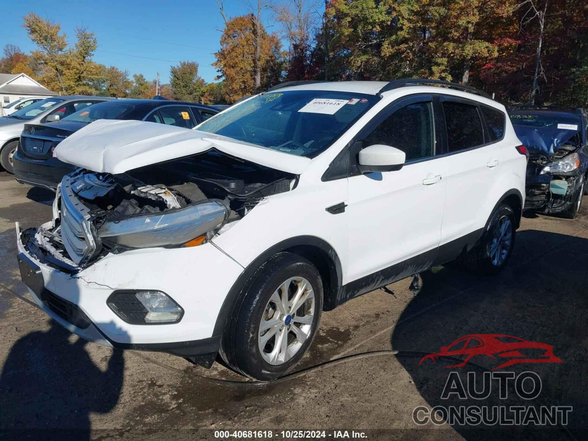 FORD ESCAPE 2018 - 1FMCU0GD3JUB16910