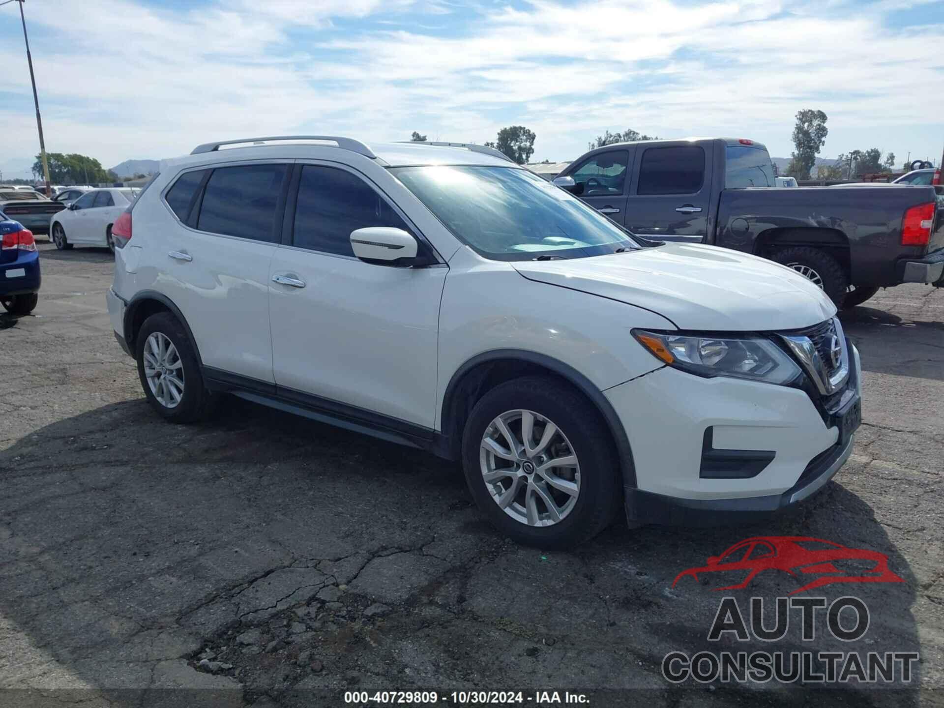 NISSAN ROGUE 2017 - KNMAT2MT0HP520343