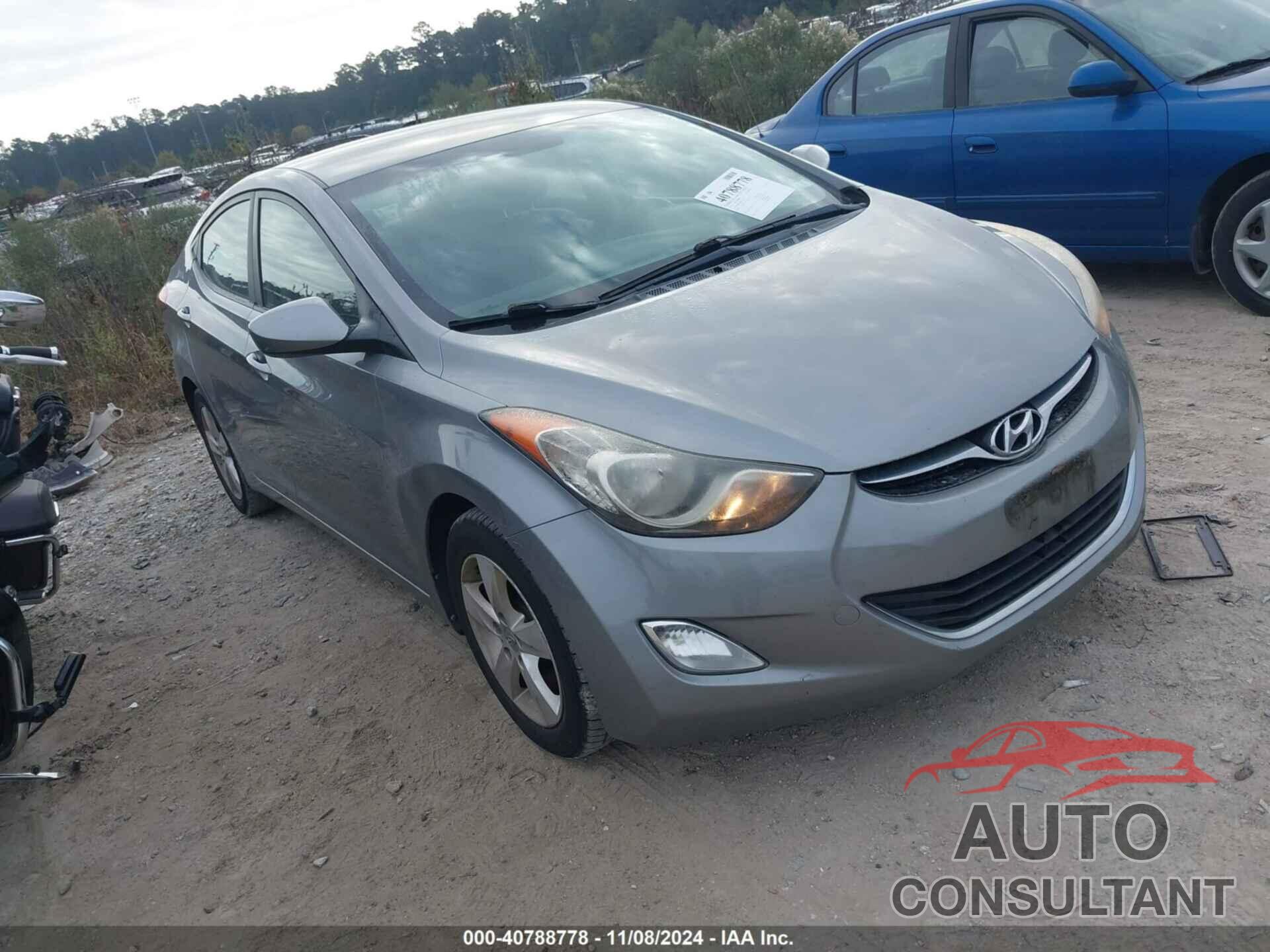 HYUNDAI ELANTRA 2012 - KMHDH4AE6CU300209