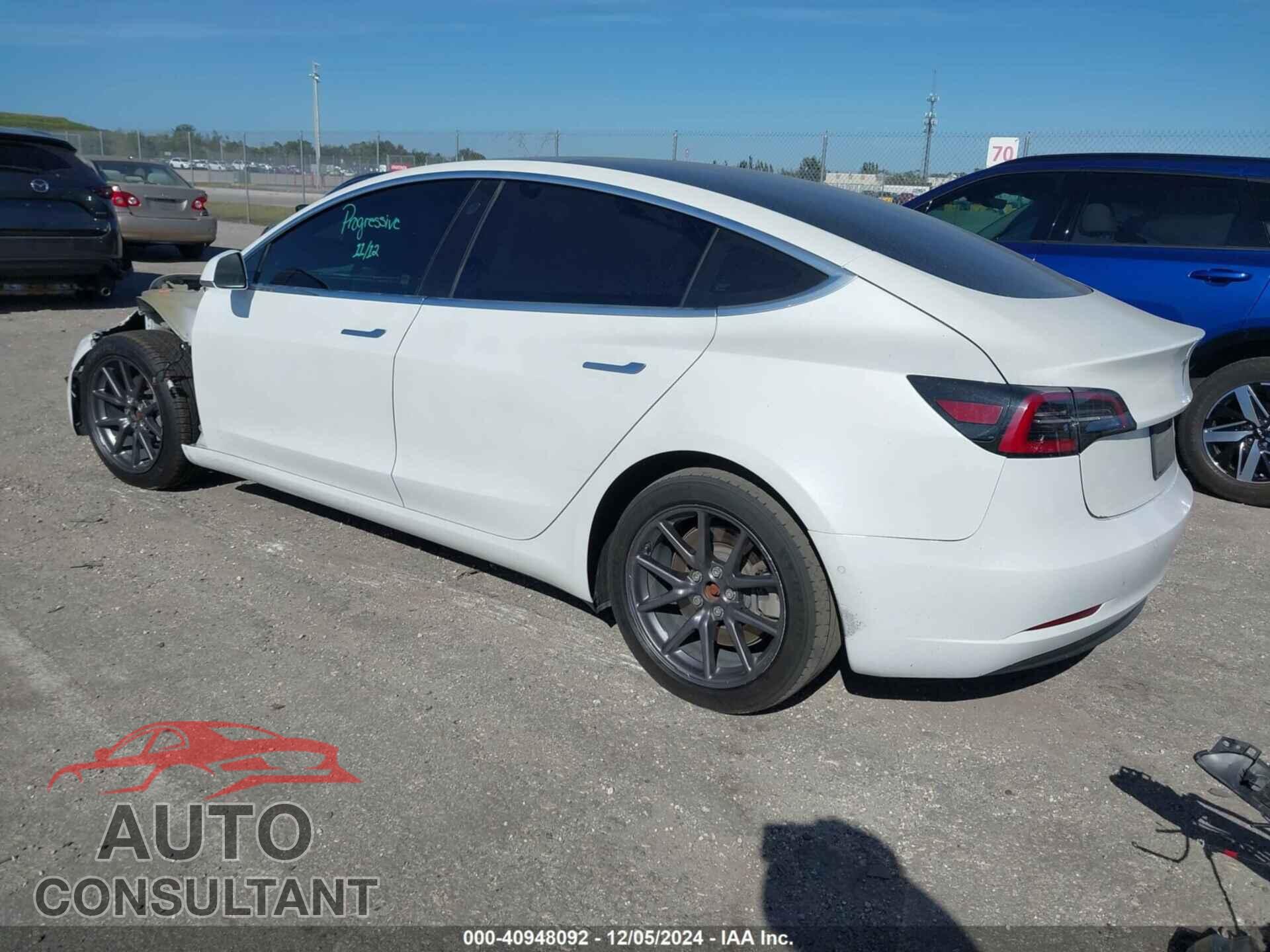 TESLA MODEL 3 2019 - 5YJ3E1EB4KF199606