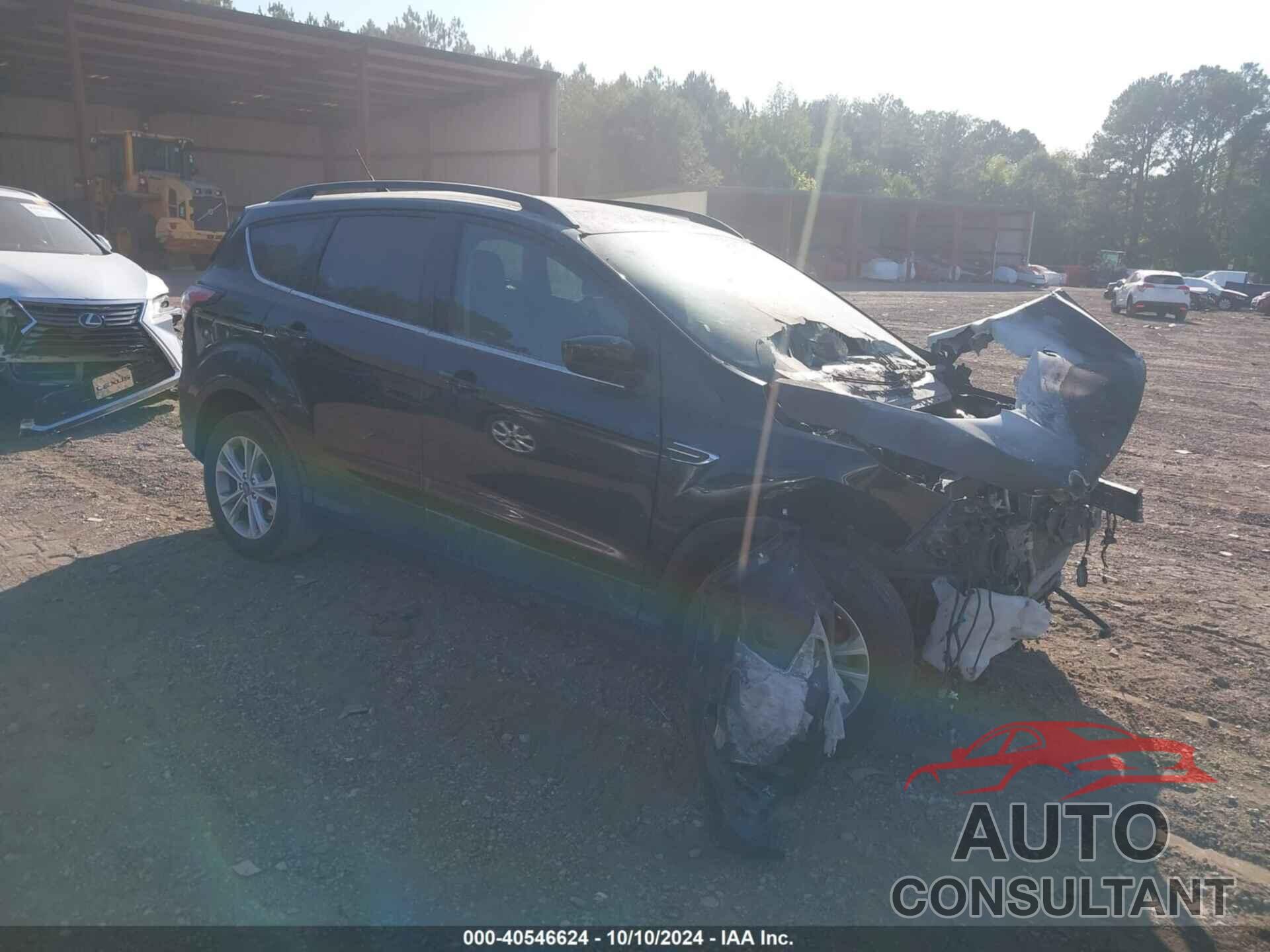 FORD ESCAPE 2018 - 1FMCU0GD3JUD39142
