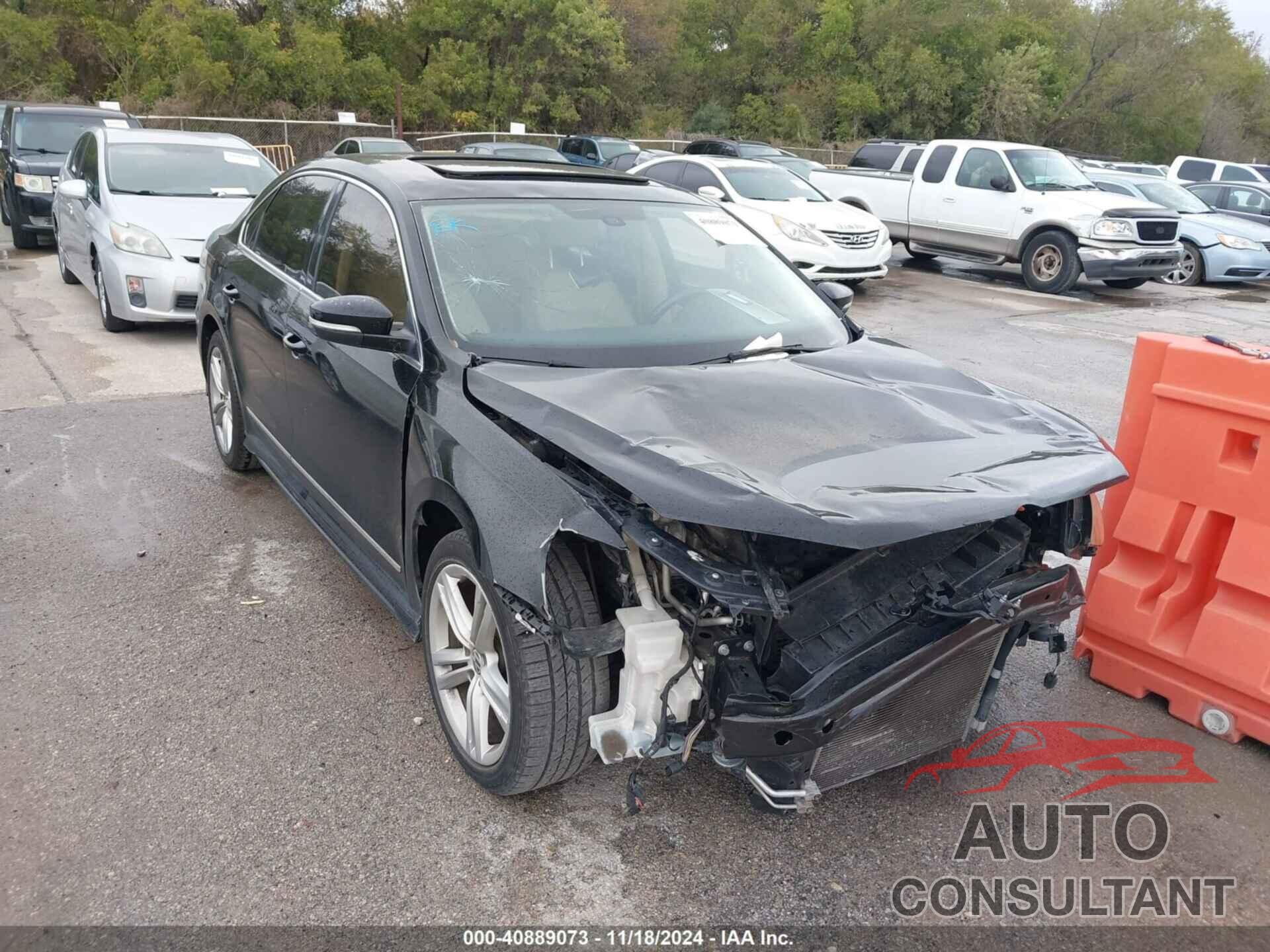 VOLKSWAGEN PASSAT 2015 - 1VWCM7A36FC005596