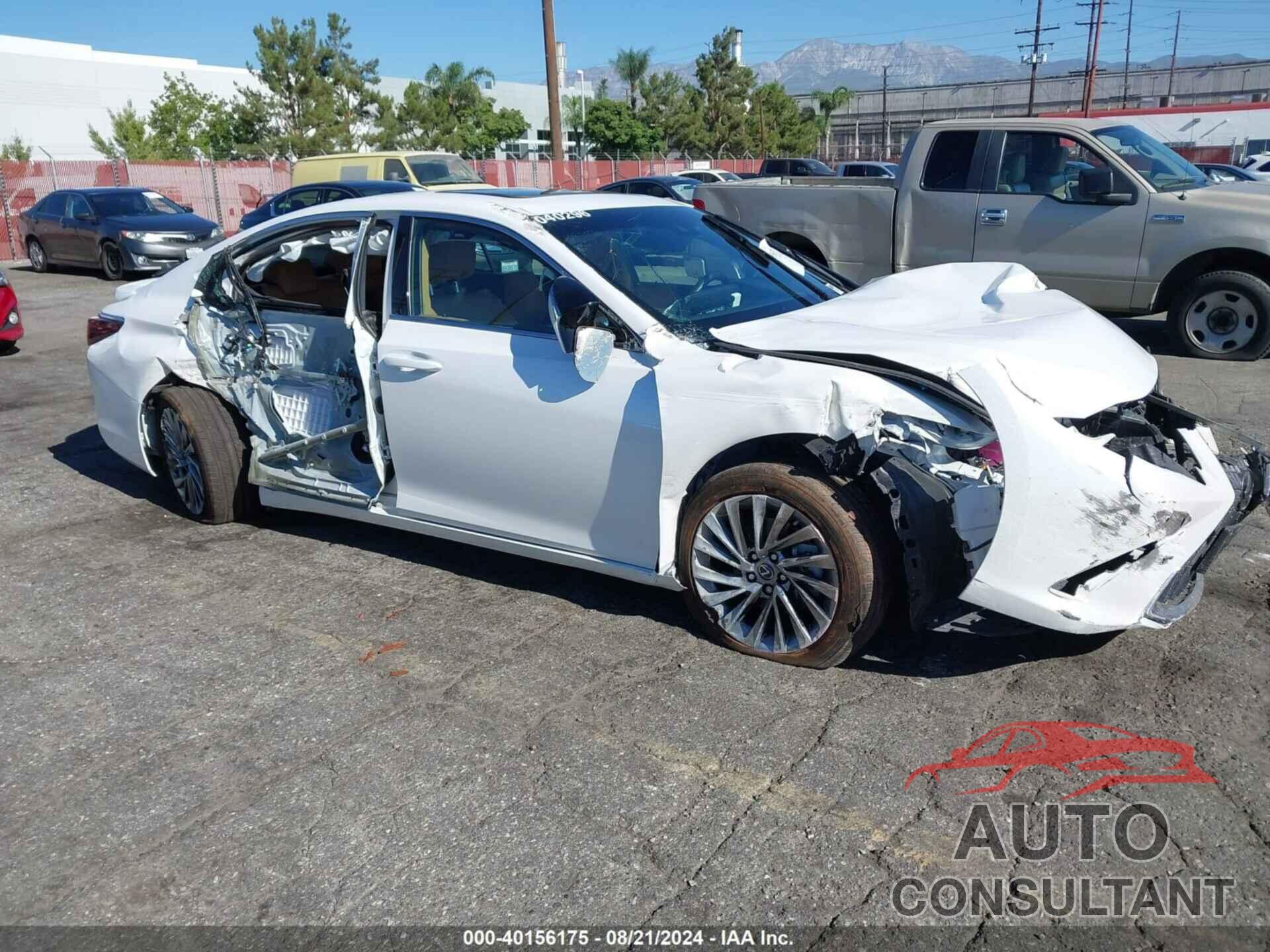 LEXUS ES 300H 2024 - 58AEA1C14RU040296