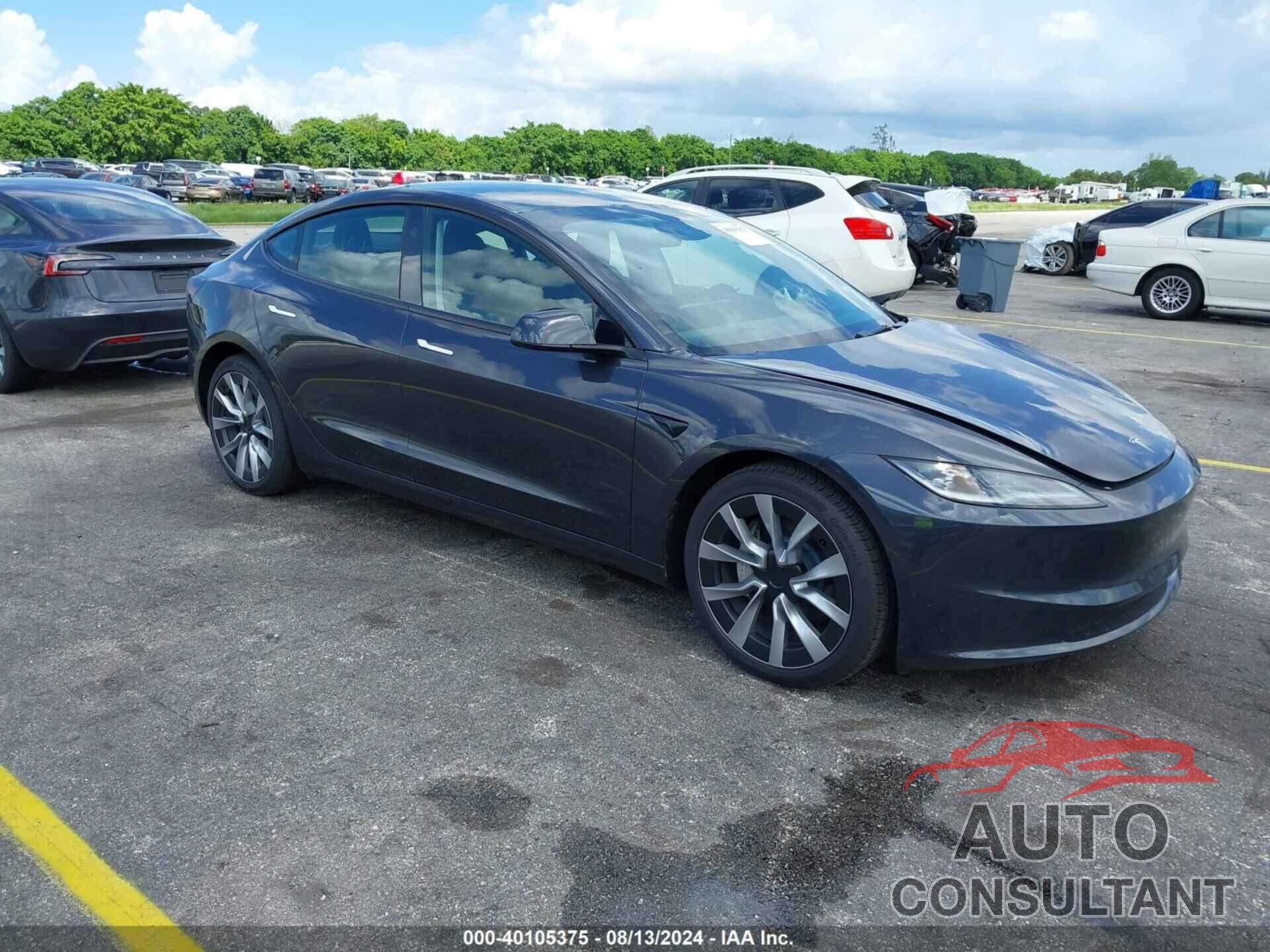 TESLA MODEL 3 2024 - 5YJ3E1EA0RF742466